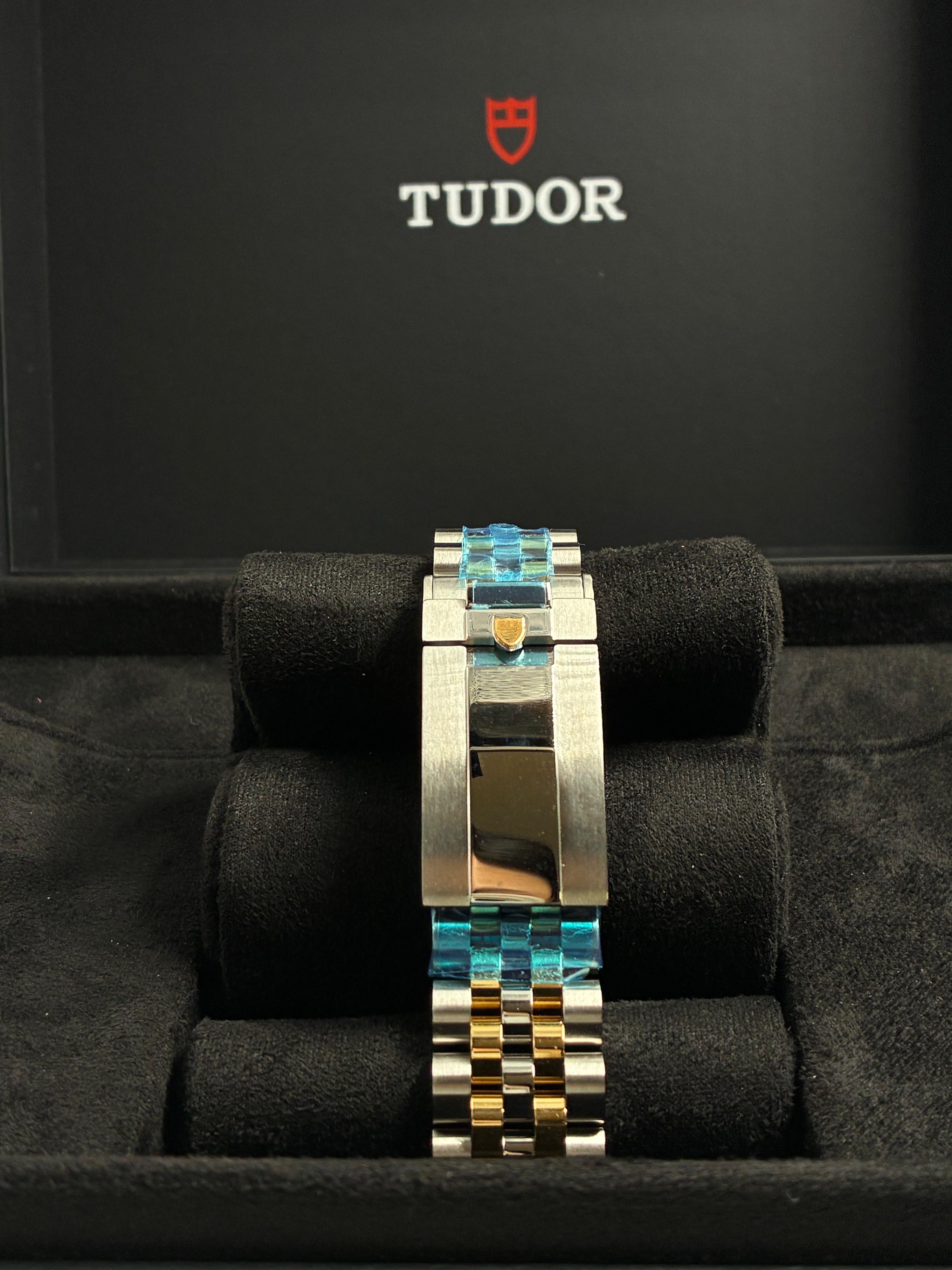 Tudor Black Bay 79643-0005 Champagne 2025