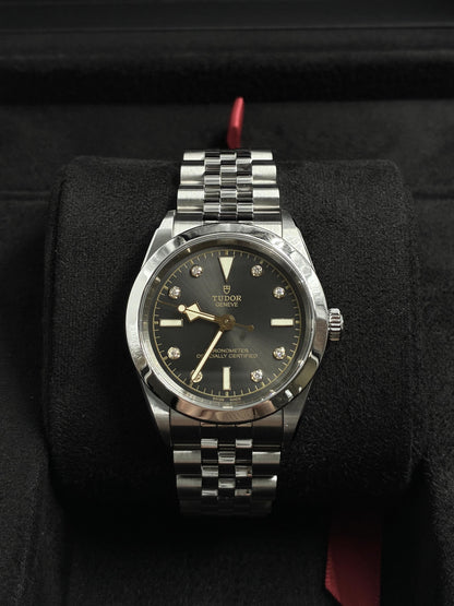 Tudor Black Bay 79600-0004 Black