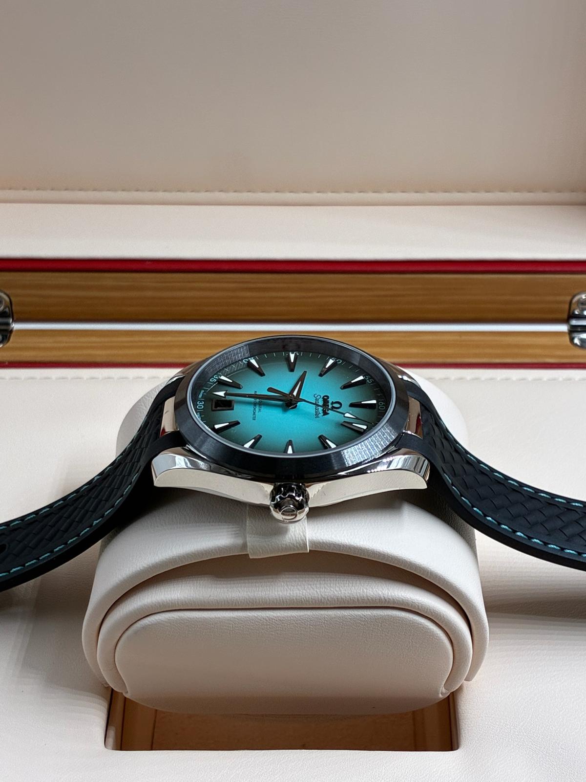 Omega Seamaster Aqua Terra 220.32.41.21.03.001 2026