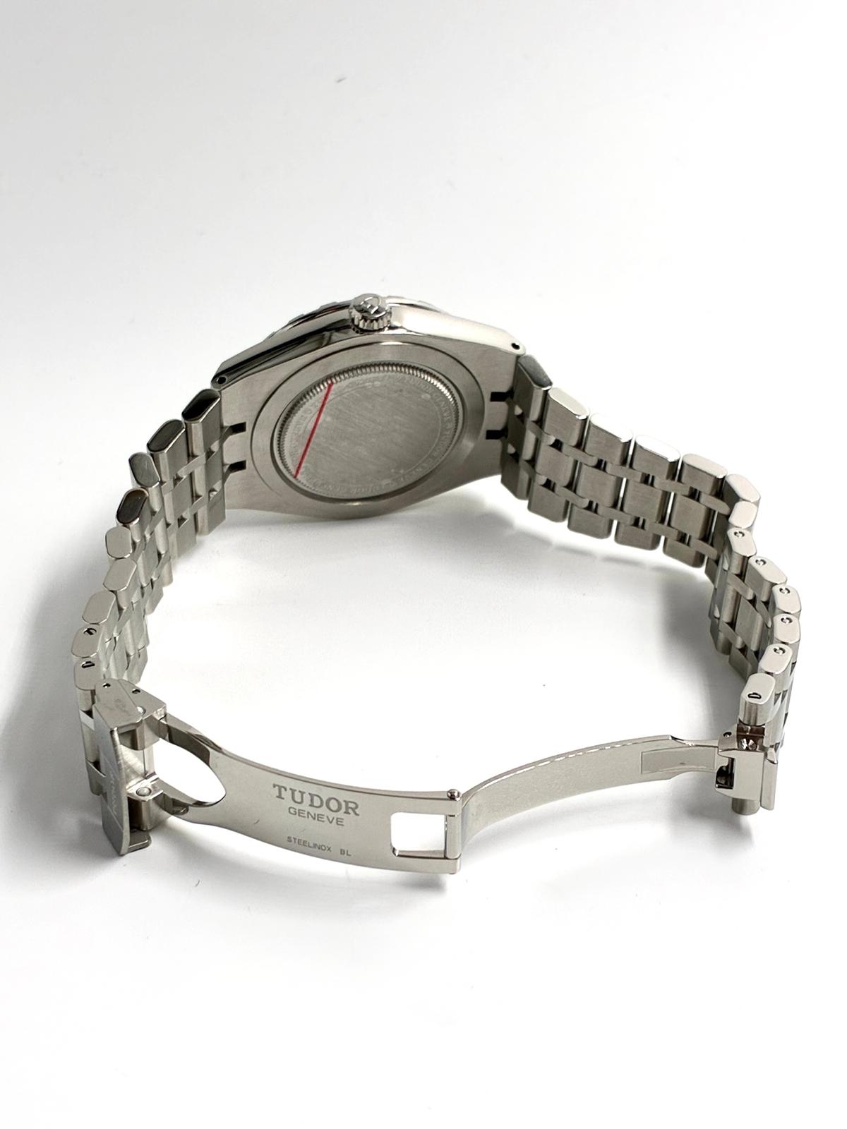 Tudor Royal M28500-0003 Black Roman 38MM