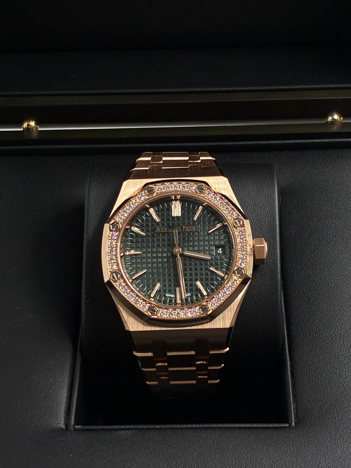 Audemars Piguet Royal Oak Selfwinding 15551OR.ZZ.1356OR.06 2026