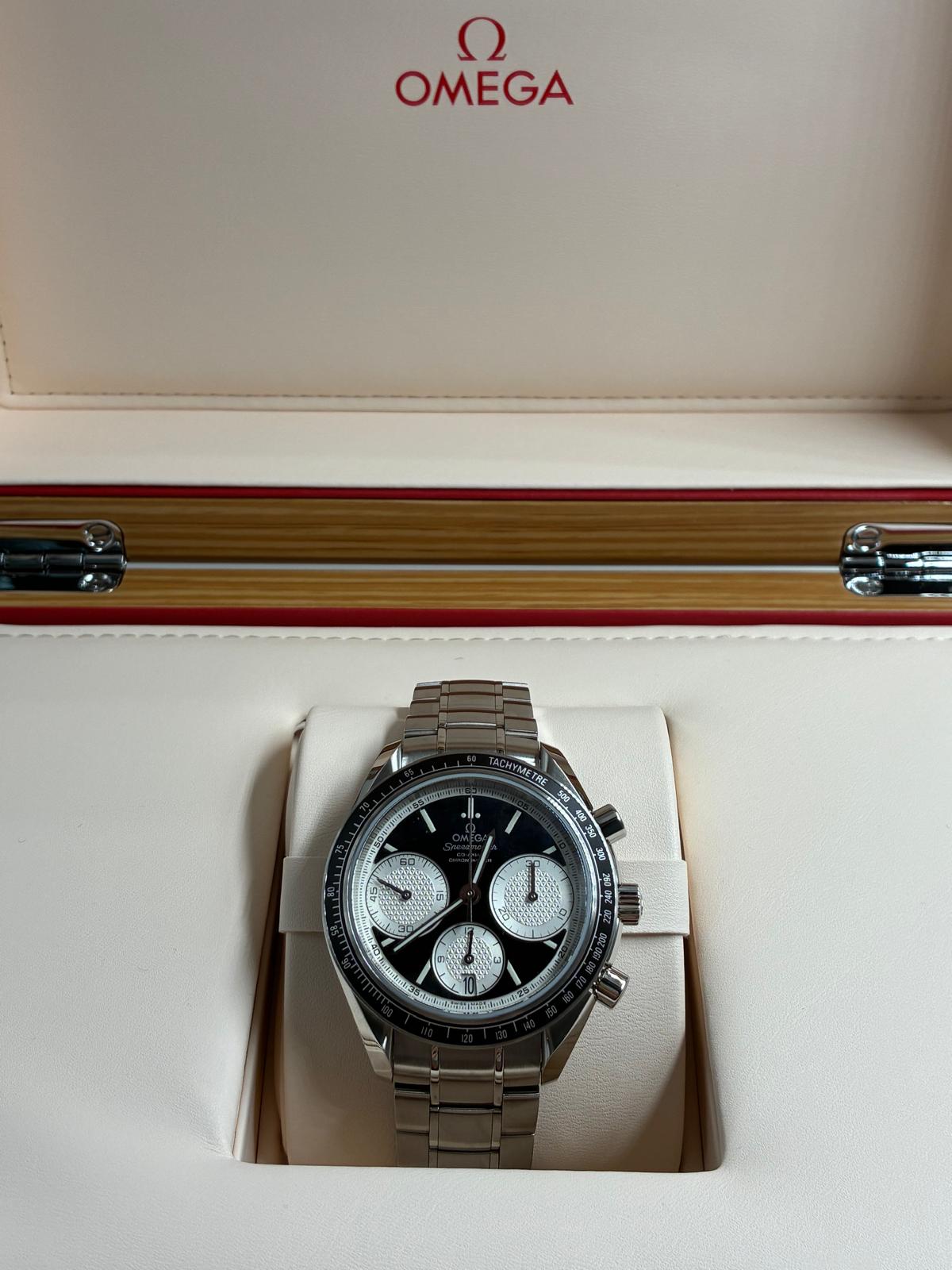 Omega Speedmaster Racing 326.30.40.50.01.002