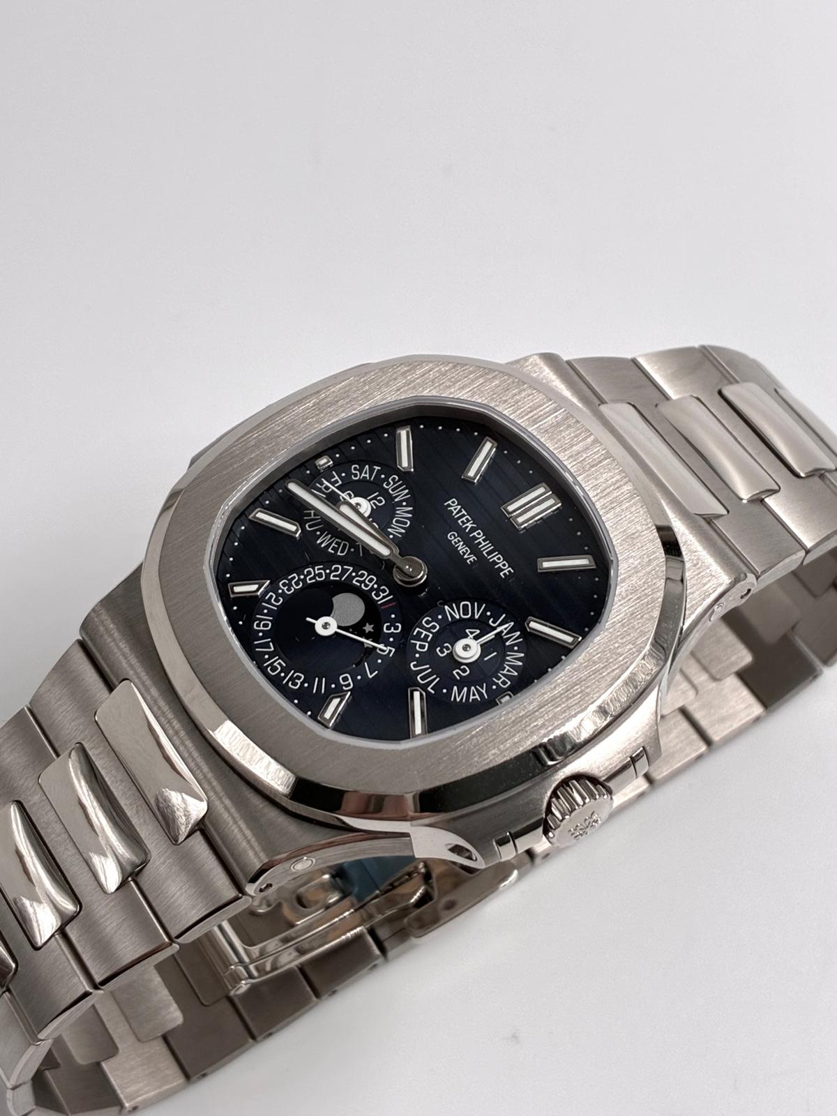 Patek Philippe 5740/1G-001 Nautilus Perpetual Calendar 5740 White Gold / Blue 2025
