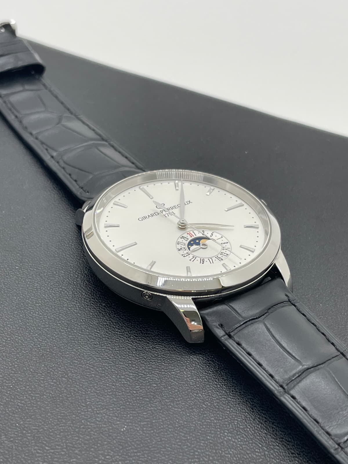 Girard Perregaux 49545-11-131-BB60 2025