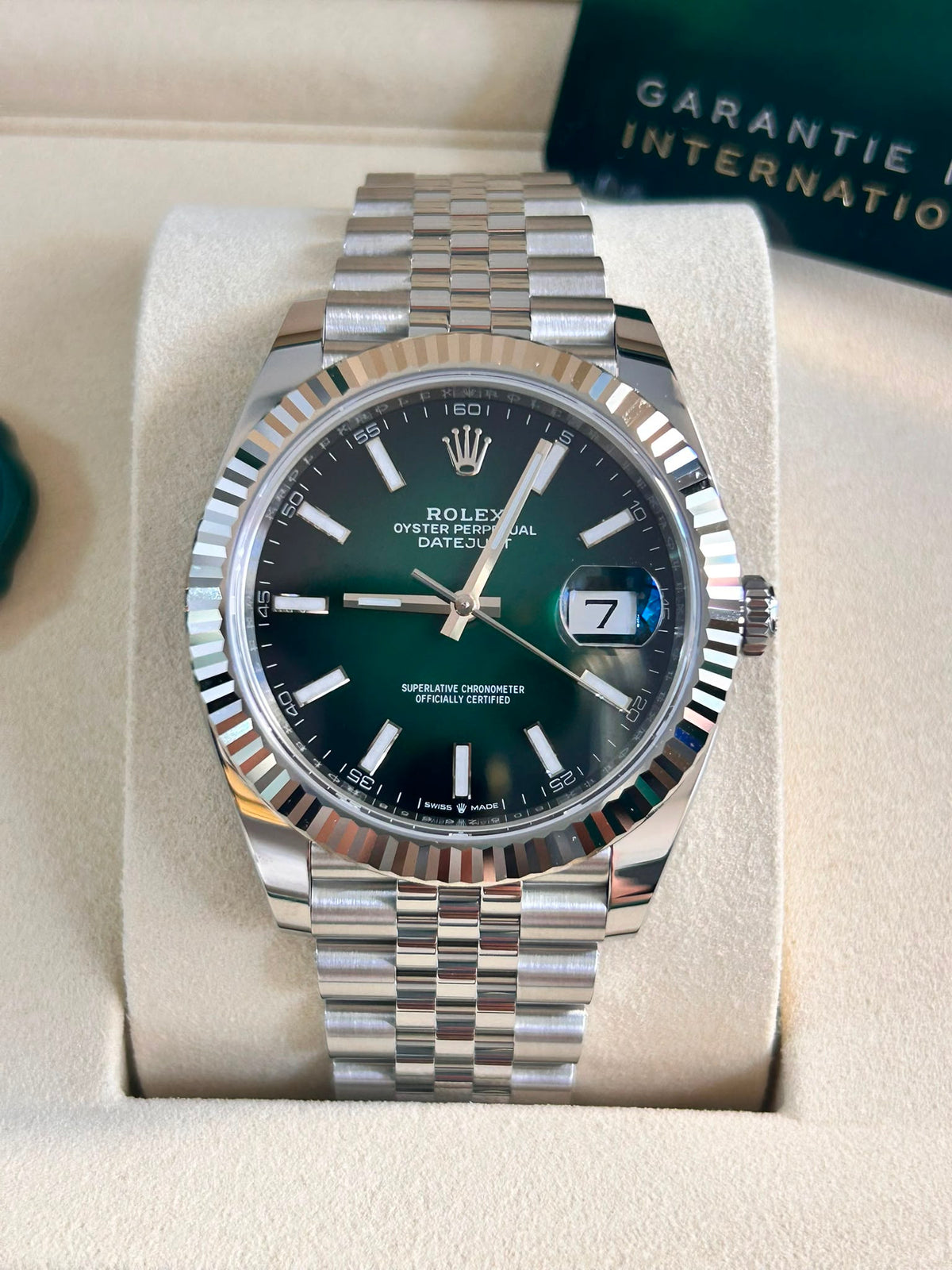 Rolex Datejust 41 126334 Ombre Green Index Jubilee 2026