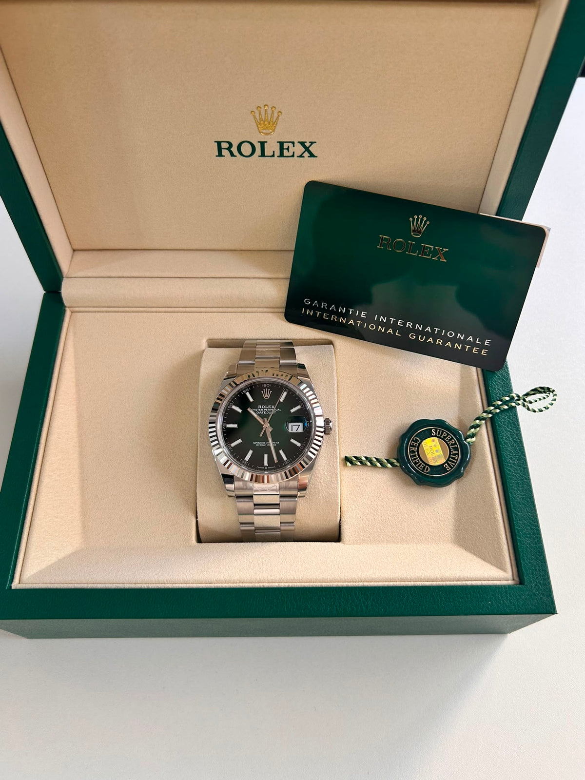 Rolex Datejust 41 126334 Ombre Green Index Oyster 2026