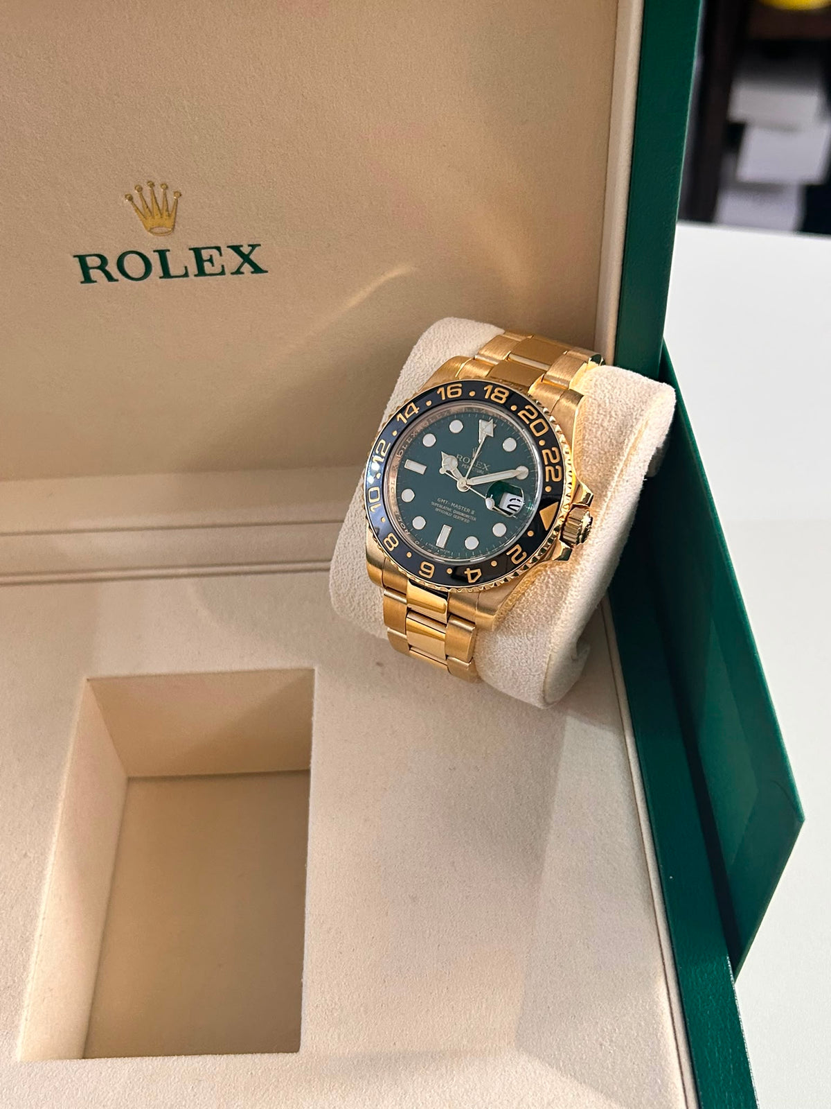 Rolex GMT-Master II 116718LN Green 2008 full set