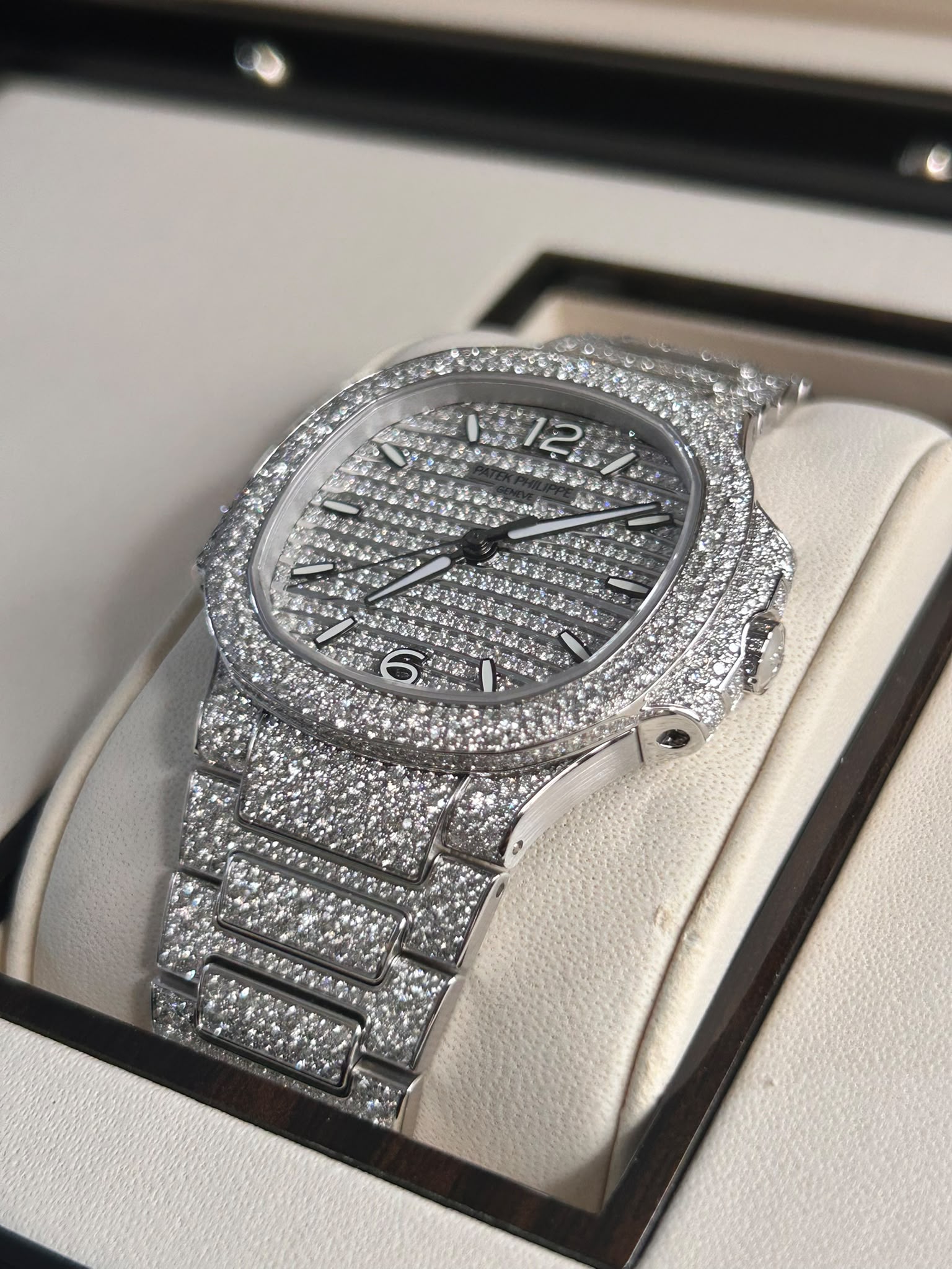 Patek Philippe Nautilus 7118/1450G-001  2026