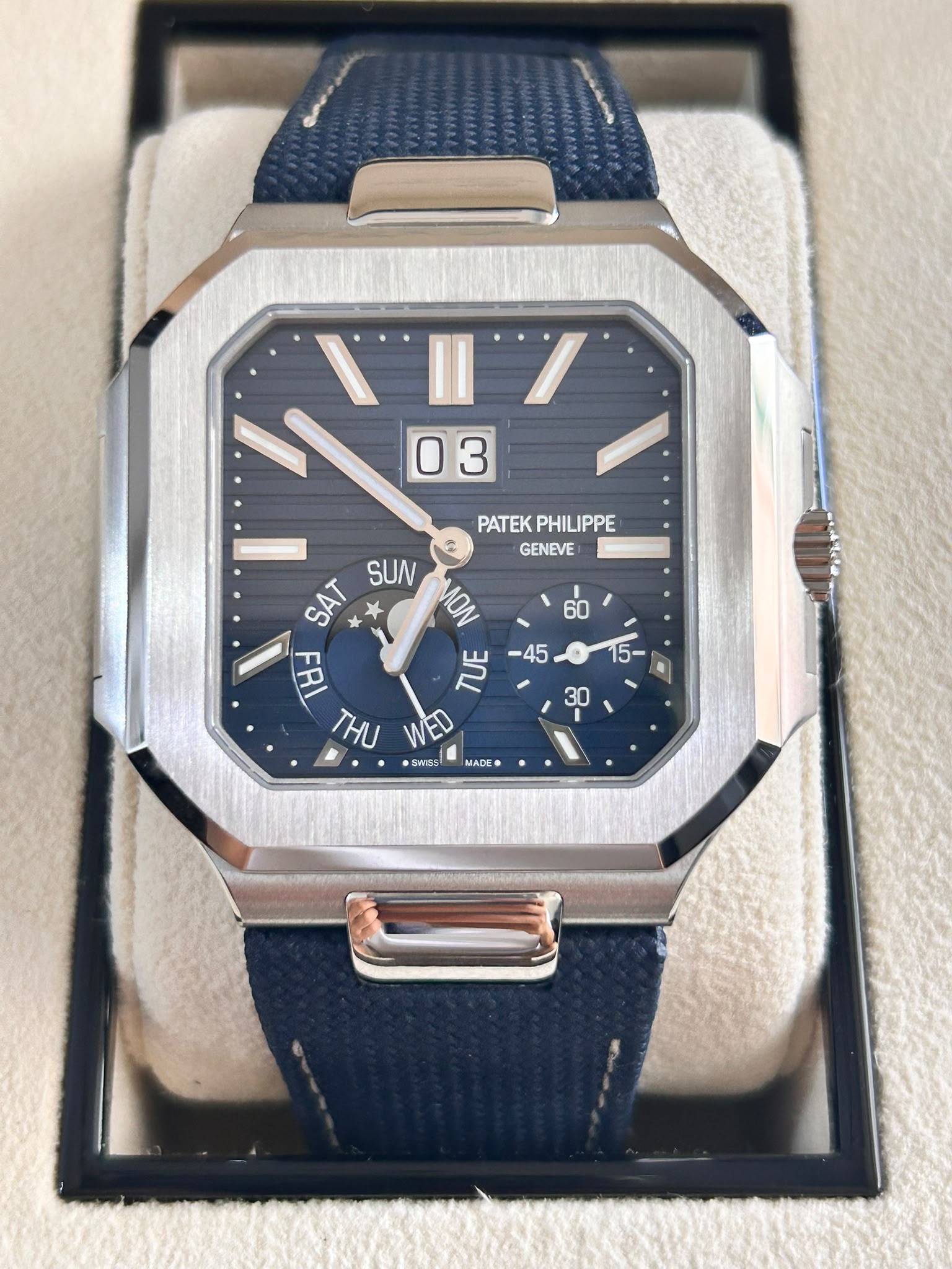 Patek Philippe Cubitus 5822P-001 2025