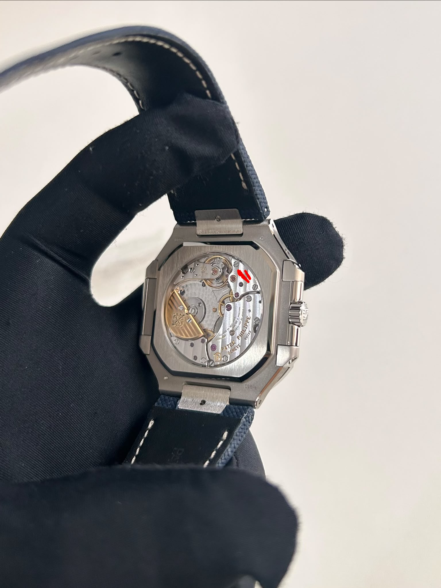 Patek Philippe Cubitus 5822P-001 2025