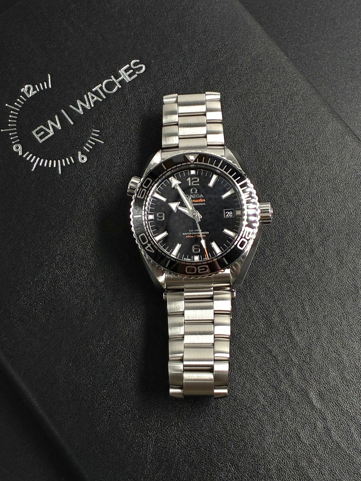 Omega 215.30.44.21.01.001 Seamaster Planet Ocean 2026