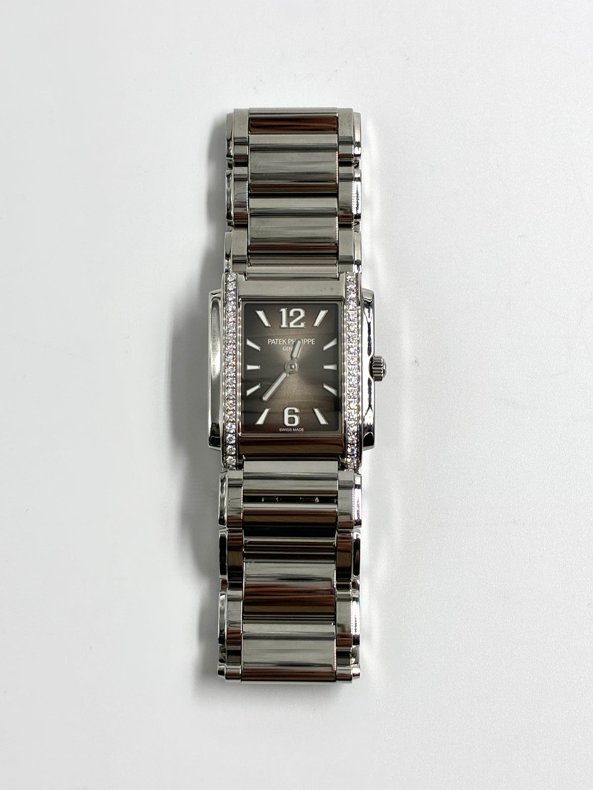 Patek Philippe 4910/1200A-010   2025