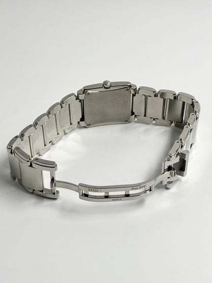 Patek Philippe 4910/1200A-010   2025
