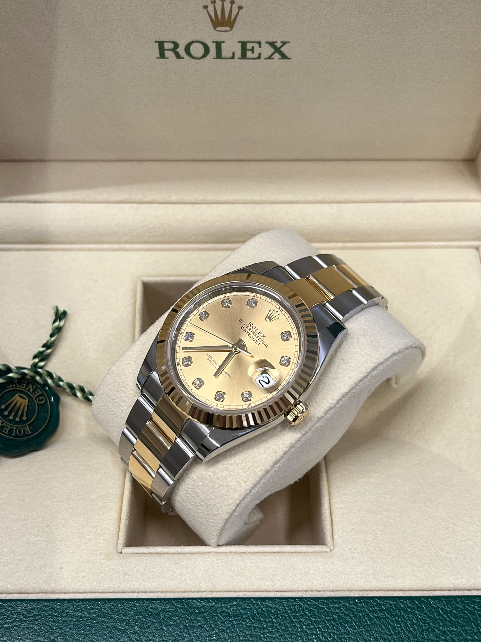 Rolex Datejust 41 126333G Champagne Oyster 2025