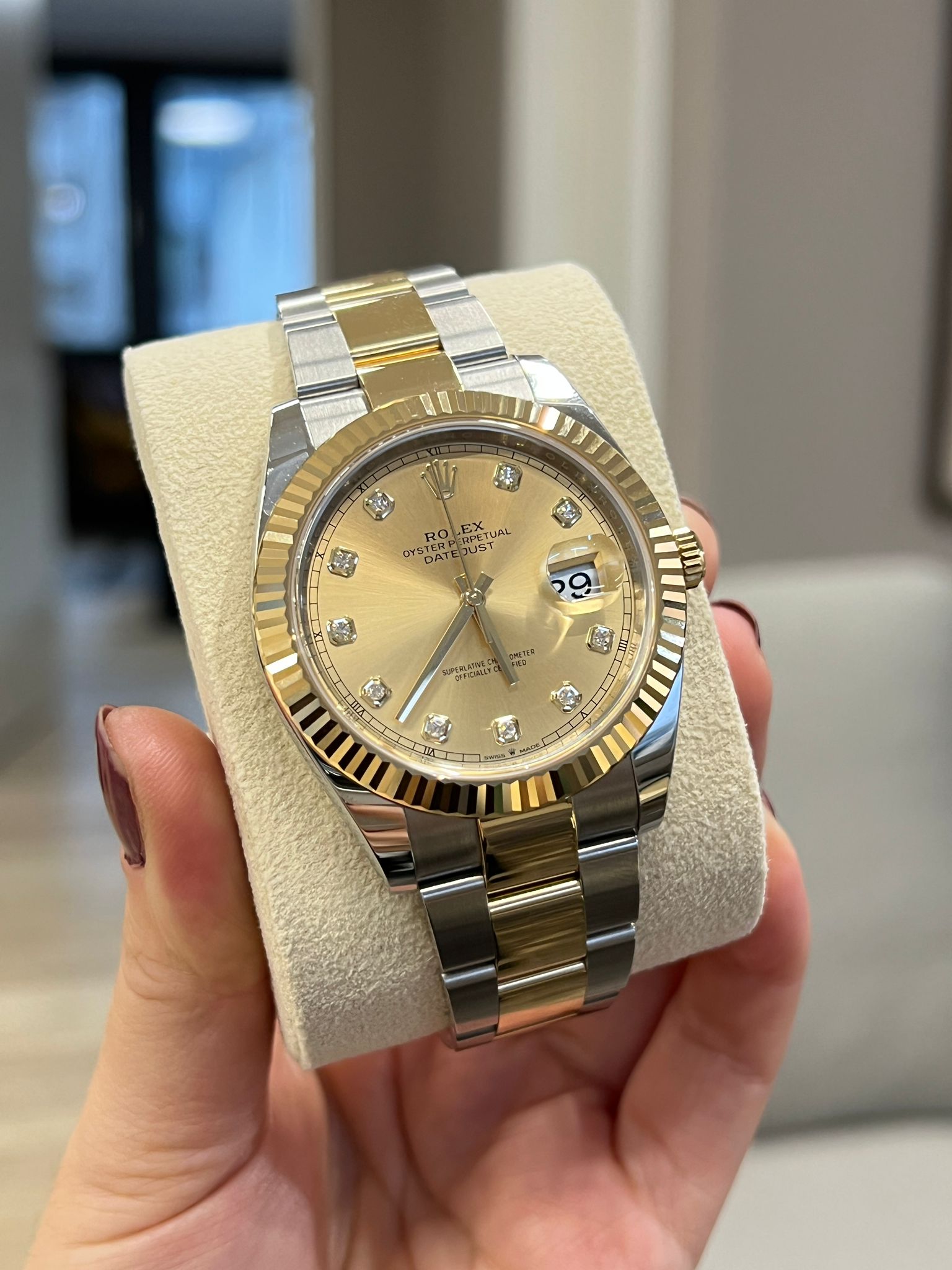 Rolex Datejust 41 126333G Champagne Oyster 2025