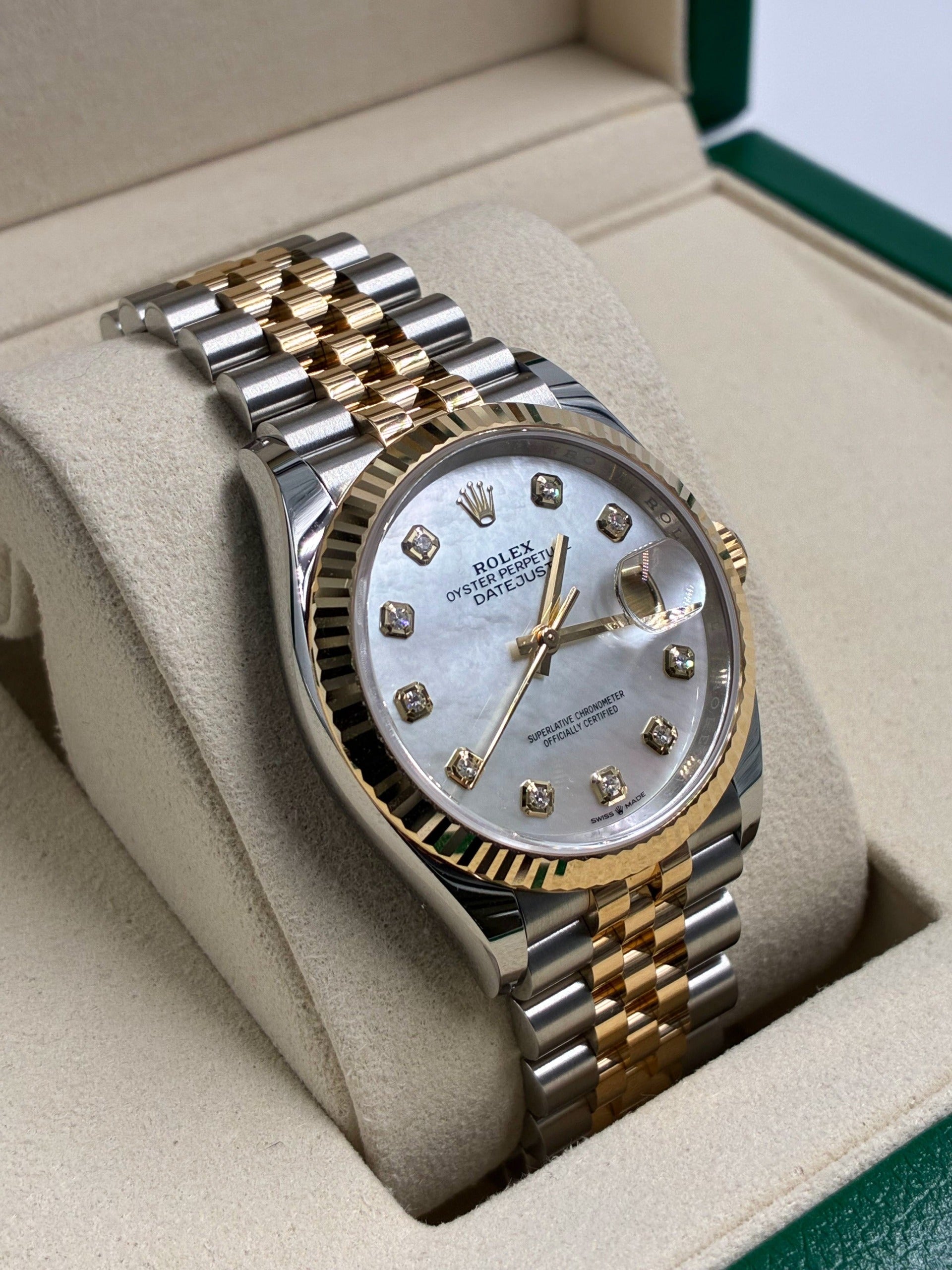 Rolex Datejust 36 126233NG White Jubilee 2026