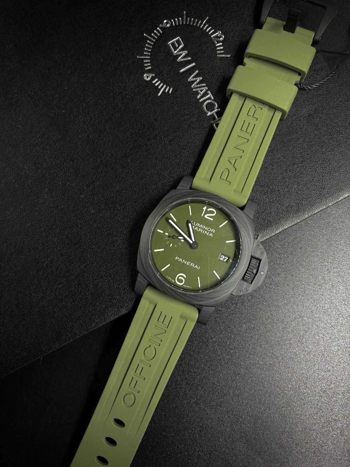 Panerai Luminor Quaranta Carbotech PAM 01526