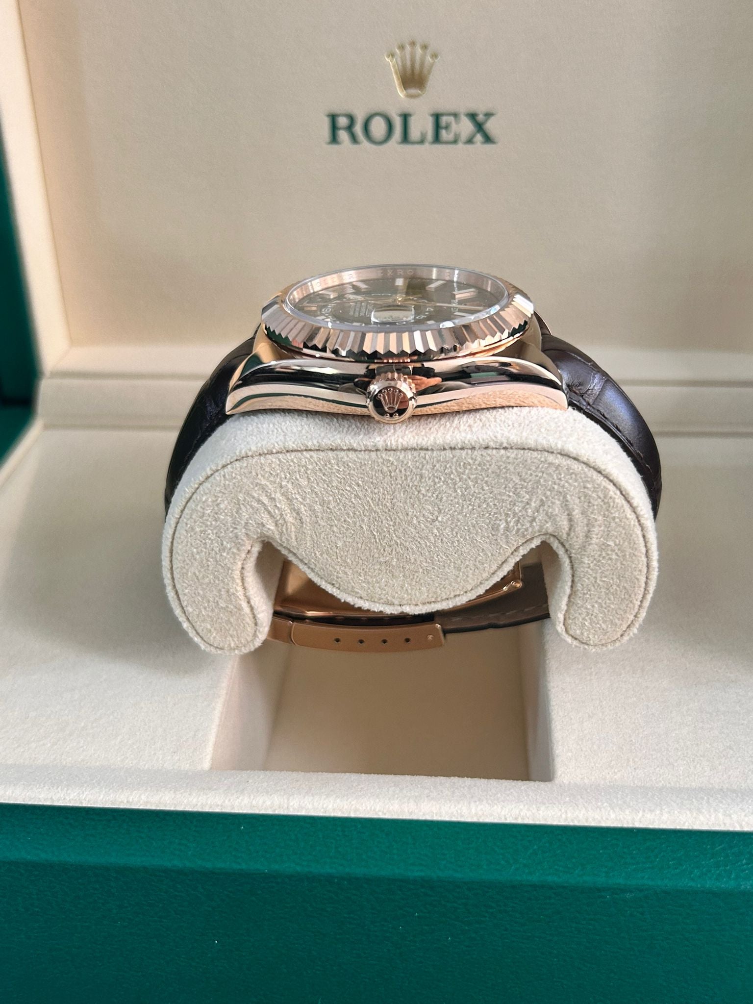 Rolex Sky-Dweller 326135 grey