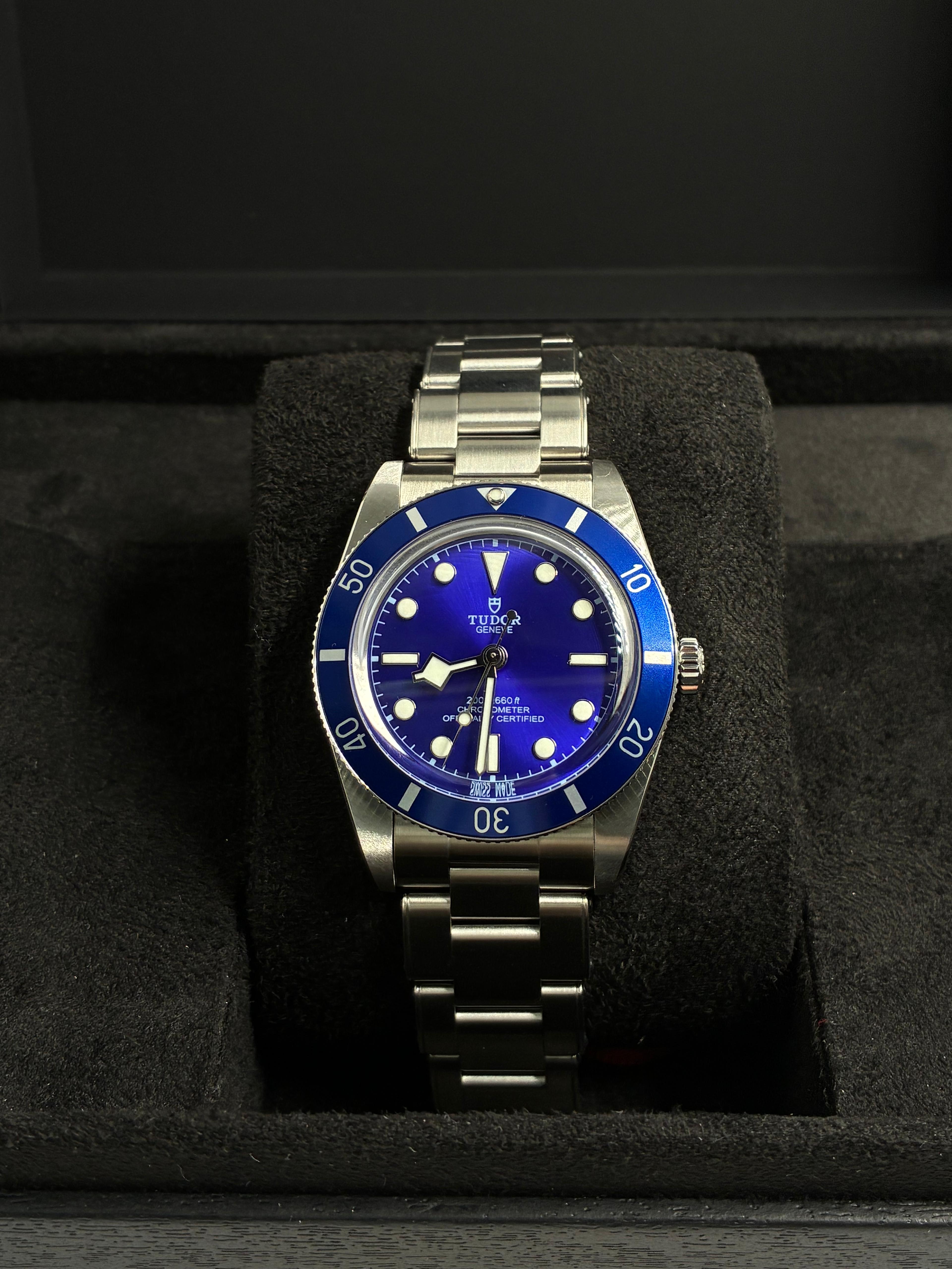 Tudor 79000b-0001 Black Bay 54 Manufacture Calibre MT5400 37mm steel case Steel bracelet 2026