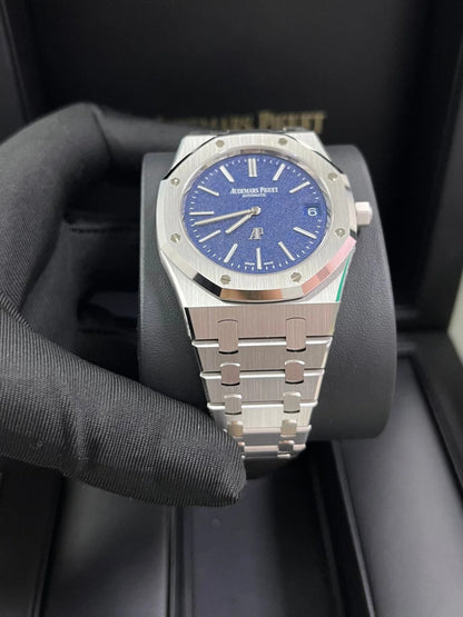 Audemars Piguet Royal Oak "jumbo" Extra-thin 16202BC.OO.1240BC.02 2025