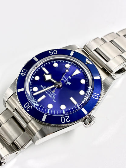 Tudor 79000b-0001 Black Bay 54 Manufacture Calibre MT5400 37mm steel case Steel bracelet 2026