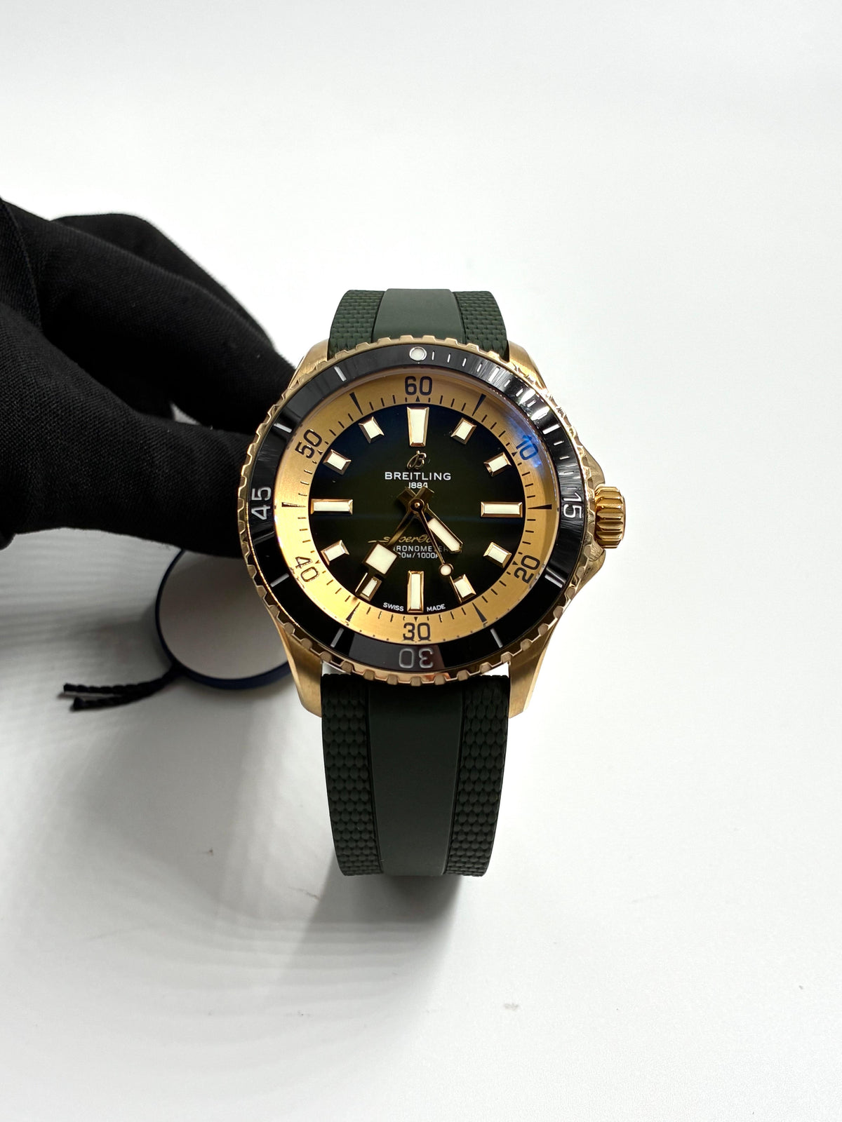 Breitling Superocean 42 Automatic 42 N17375201L1S1