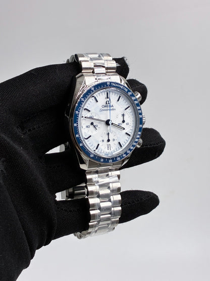 Omega Speedmaster 38 522.30.38.50.04.001