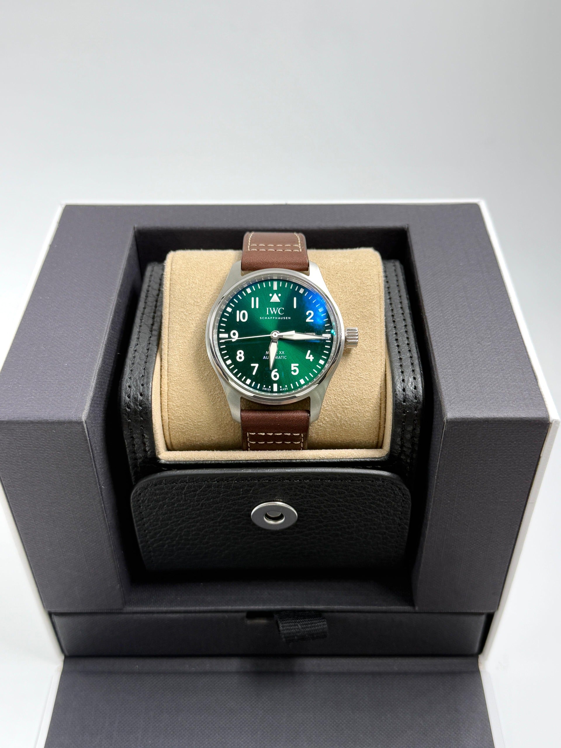 IWC Pilot's  IW328205