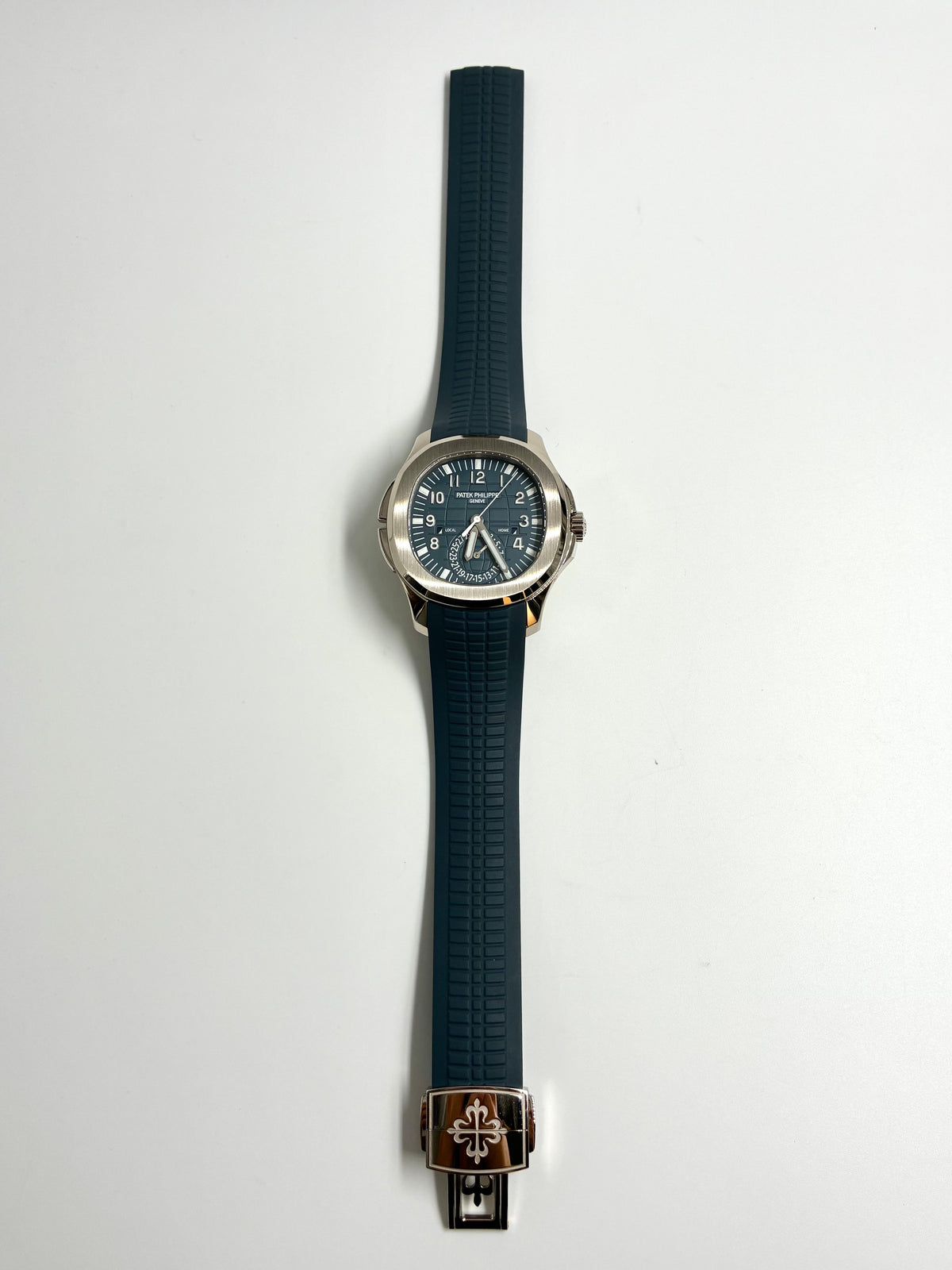 Patek Philippe Aquanaut 5164G-001  2025
