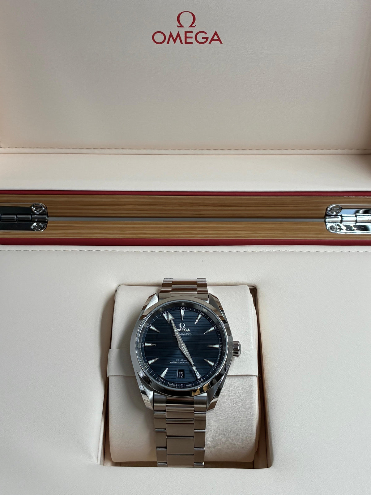 Omega Seamaster / Aqua Terra 150M 220.10.38.20.03.001  2026