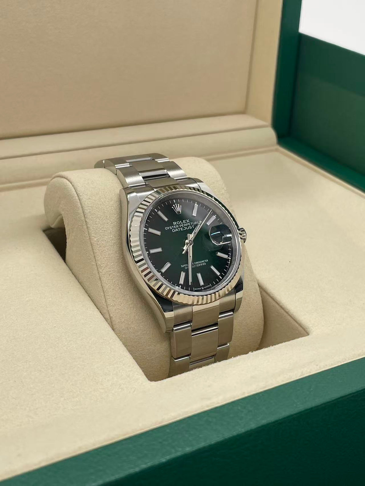 Rolex Datejust 36 126234 Ombré Green Oyster 2026