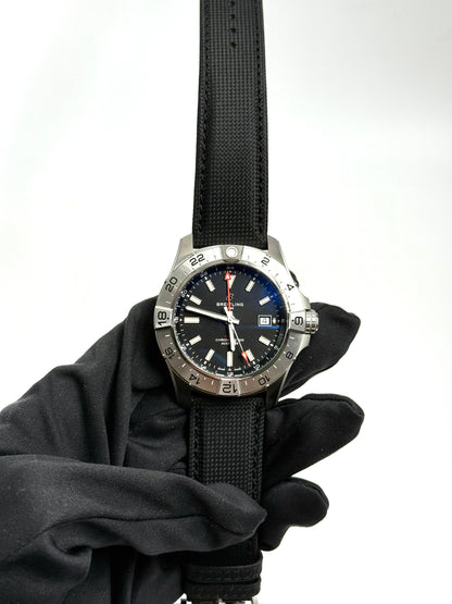 Breitling Avenger Automatic GMT 44  A32320101B1X1