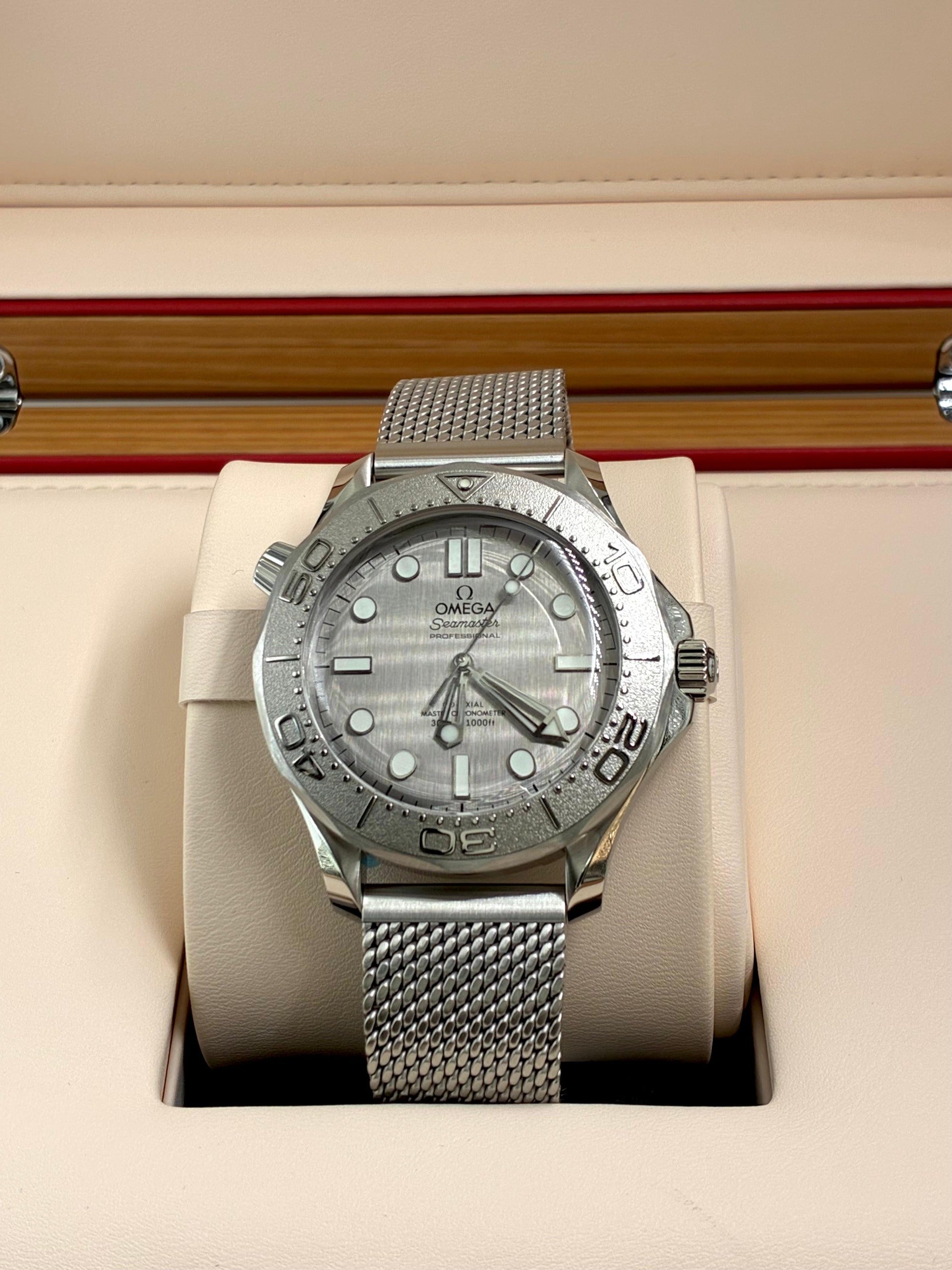 OMEGA  Seamaster Diver 300M 210.30.42.20.06.002