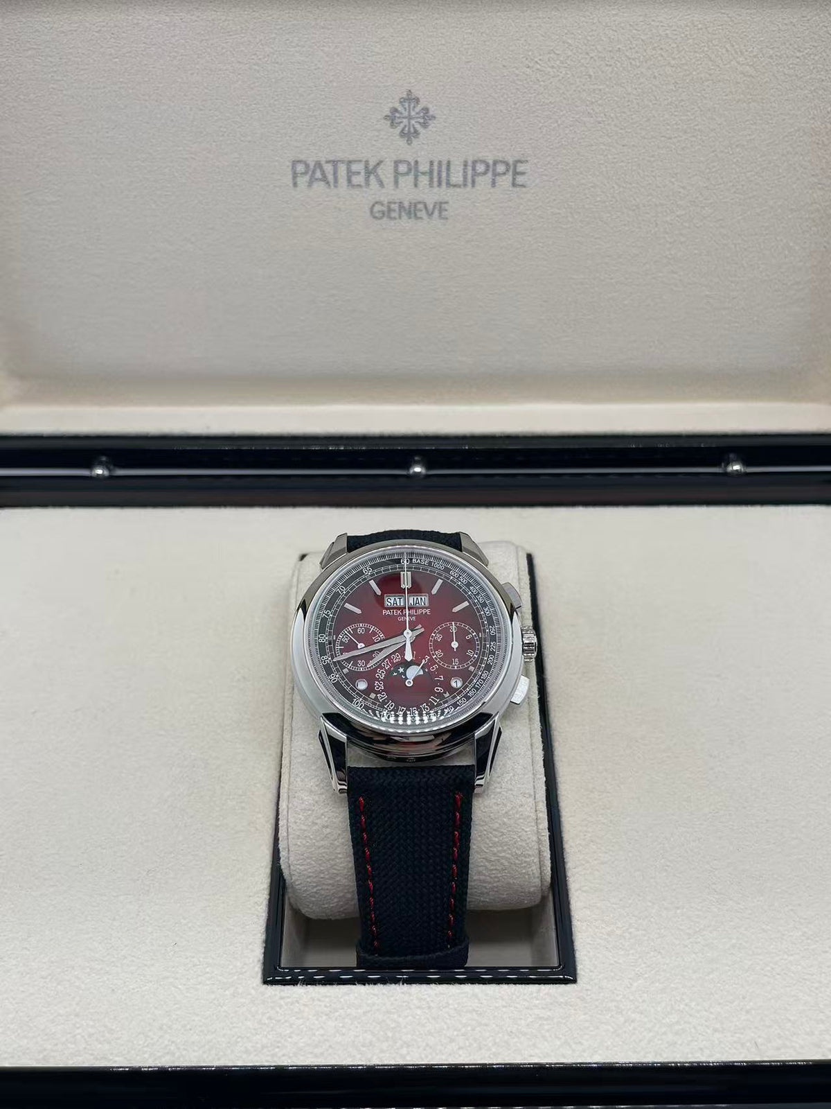 Patek Philippe Complications 5270P-017 2026