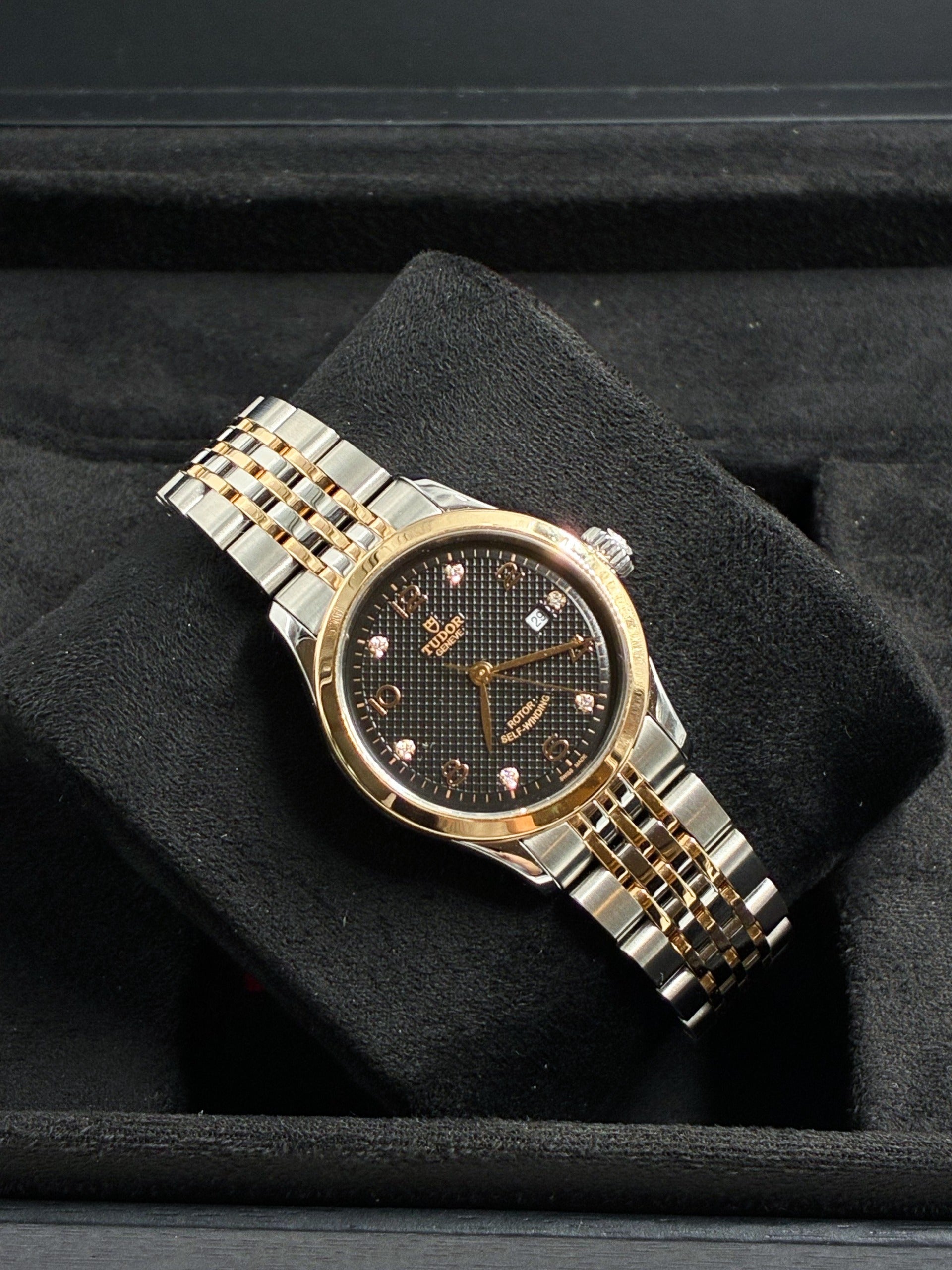 Tudor 1926 | M91351-0004