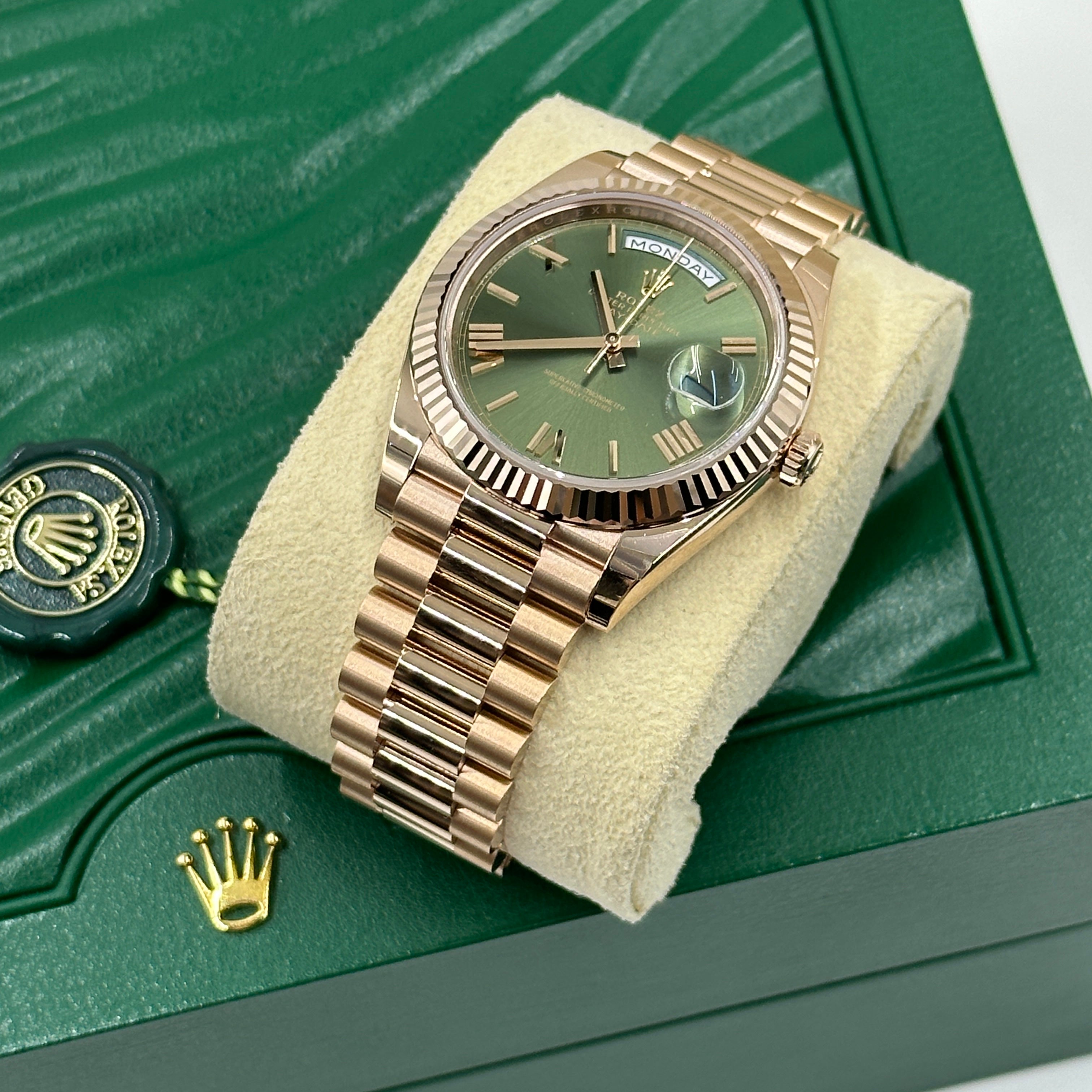 Rolex Day-Date 40 40 mm 228235 Grün Roman 2024