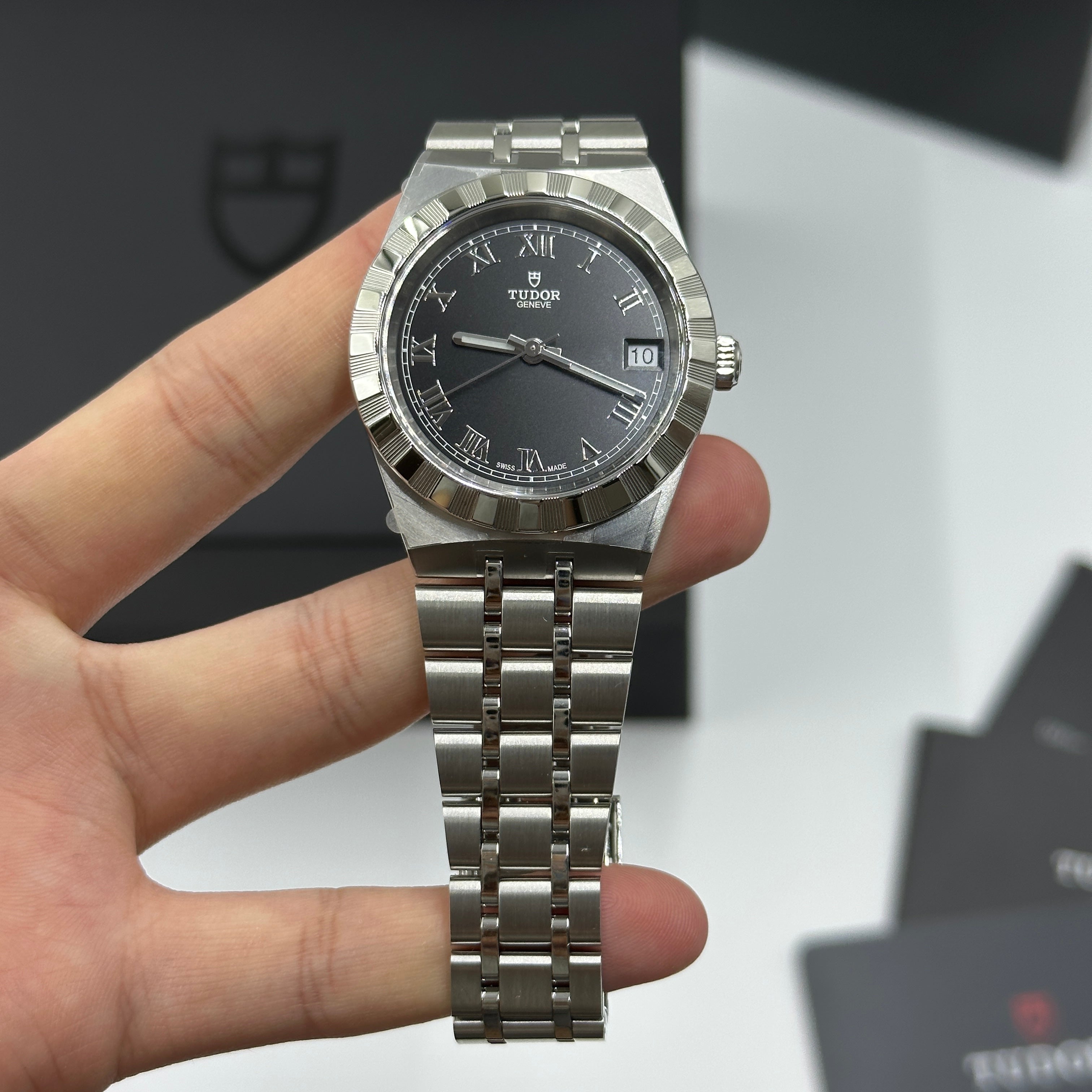 Tudor Tudor Royal 34 mm 28400-0003 Schwarzer römischer Stahl 2022