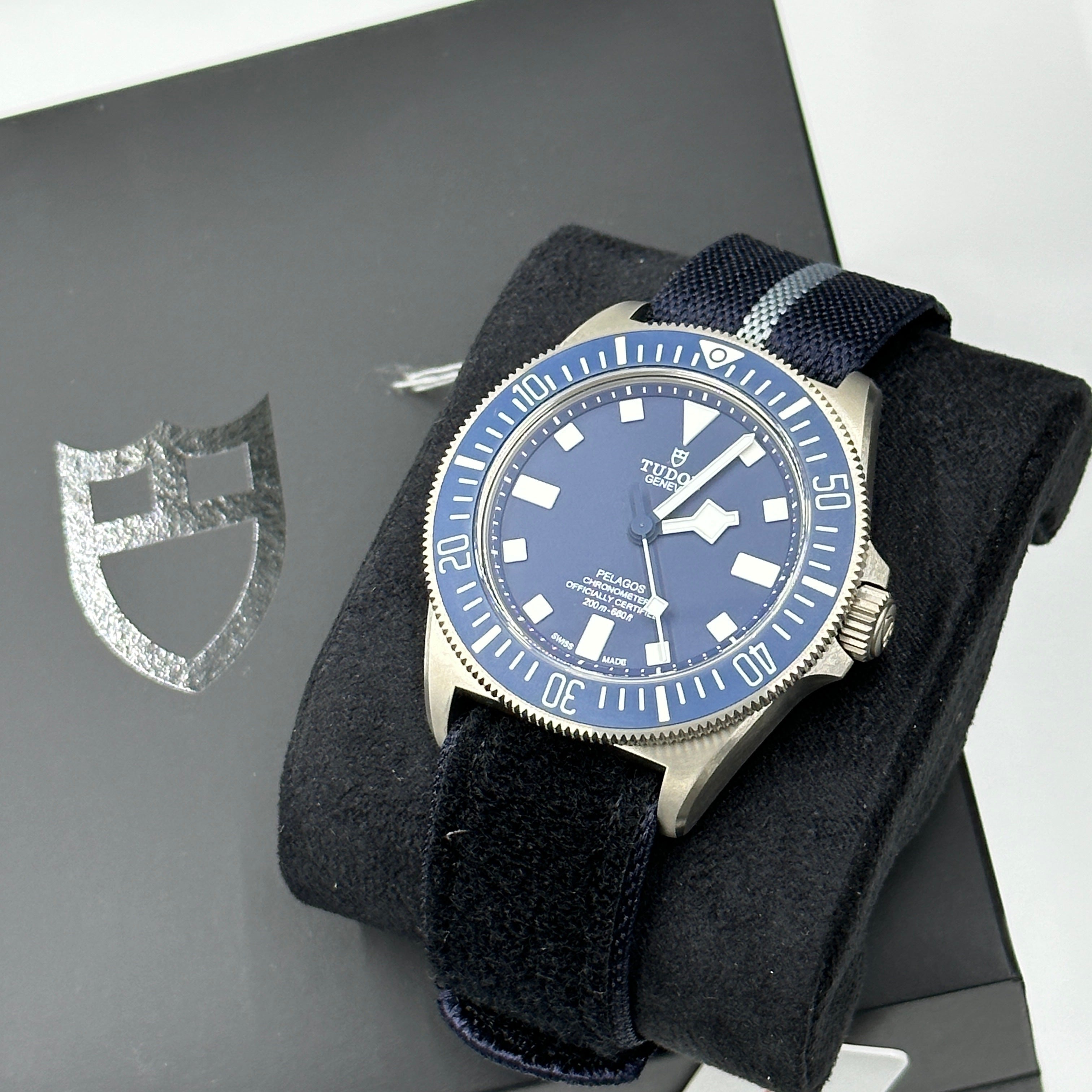 Tudor Pelagos FXD 42 mm 25707B/23-0001 Blauer Stoff 2024