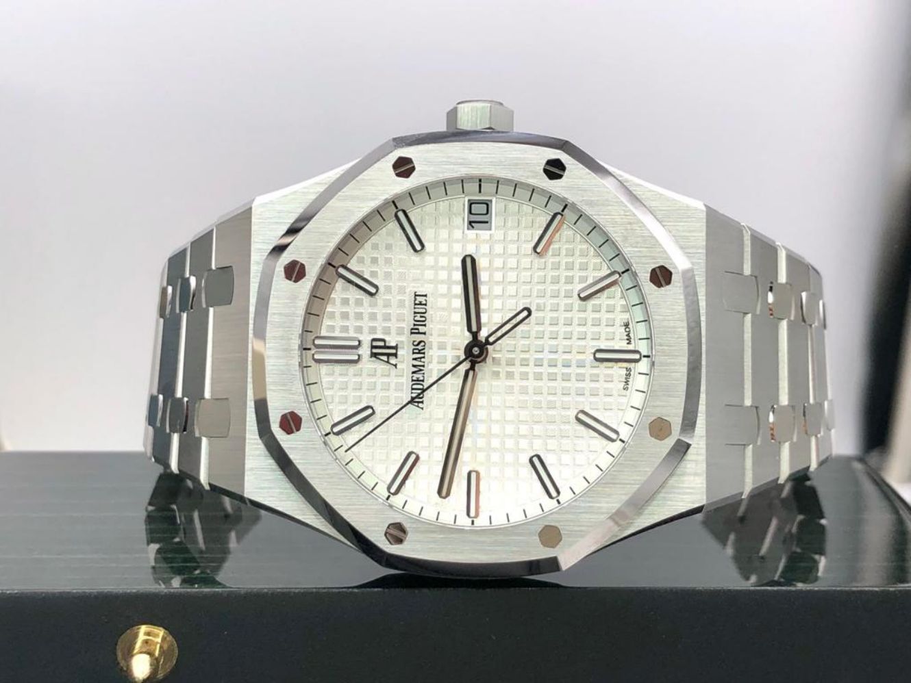 Audemars Piguet Royal Oak 41mm 15500St Weiß 2021