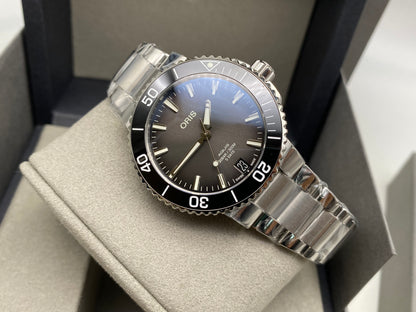 Oris Aquis 41,5 mm 01 400 7769 4154 2025