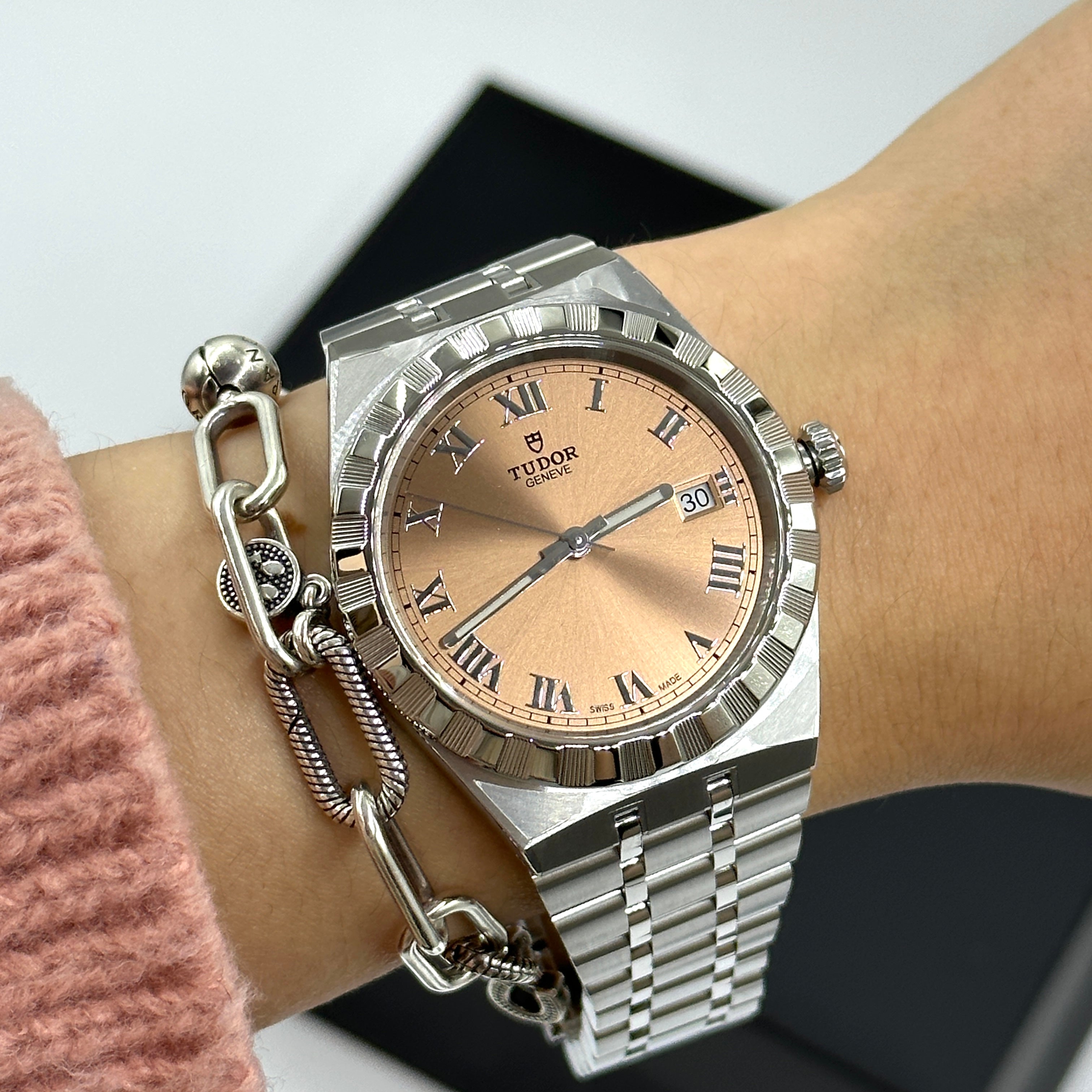 Tudor Tudor Royal 38 mm 28500-0007 Rosa Roman 2023