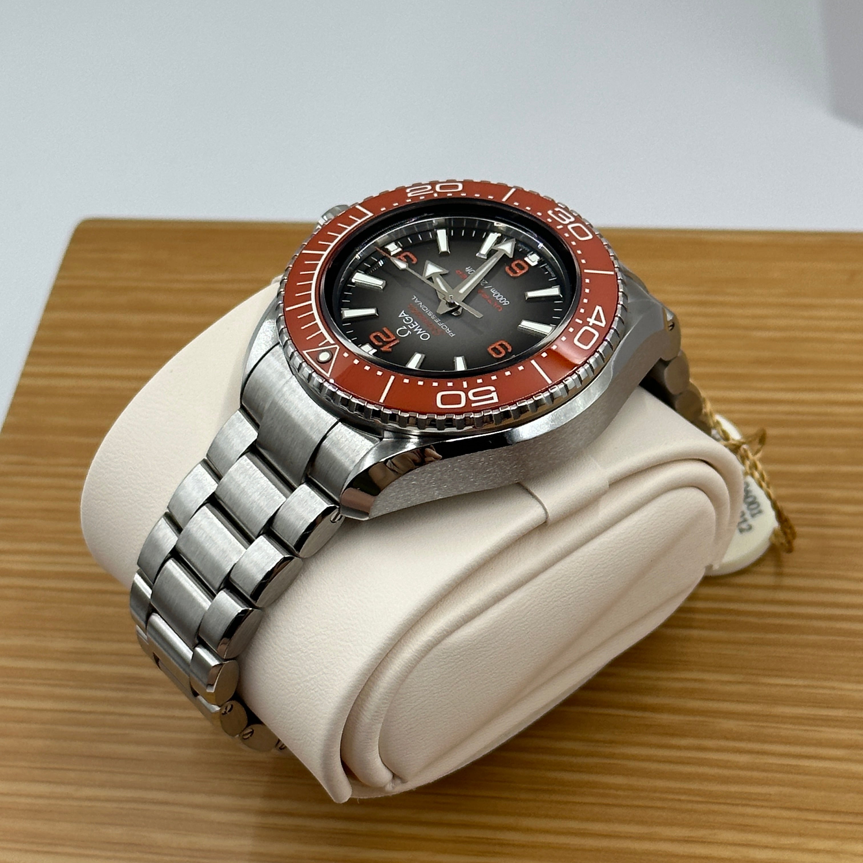 Omega Seamaster Planet Ocean 6000M 45,5 mm 215.30.46.21.06.001 2023