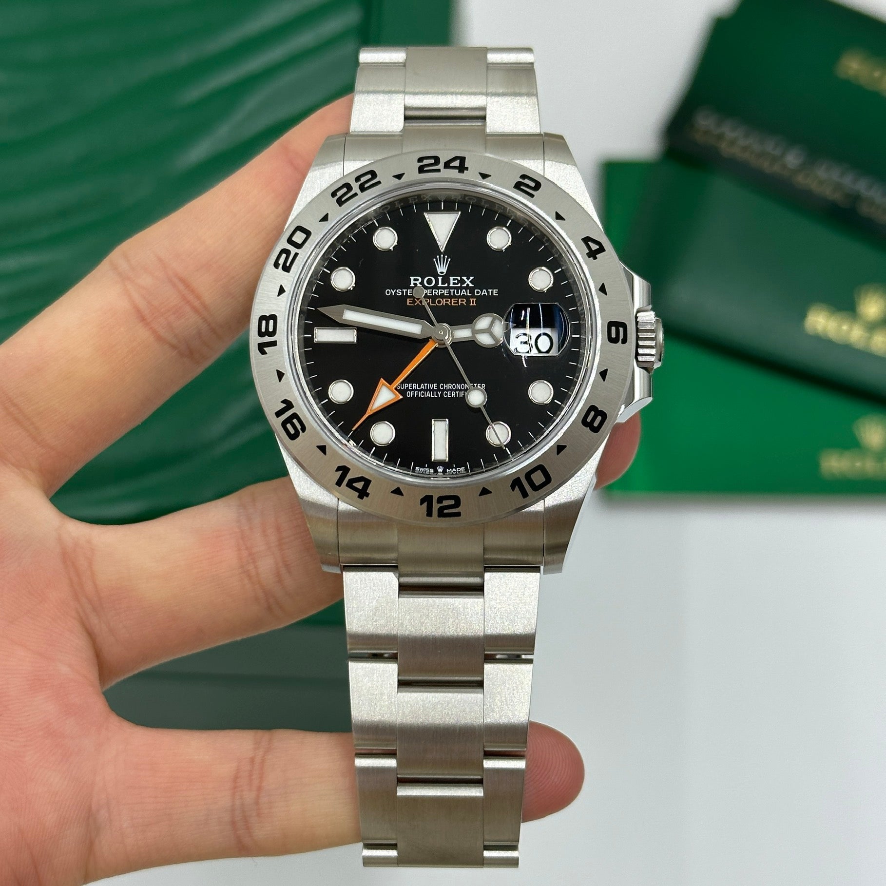 Rolex Explorer II 42 mm 226570 Schwarz 2023