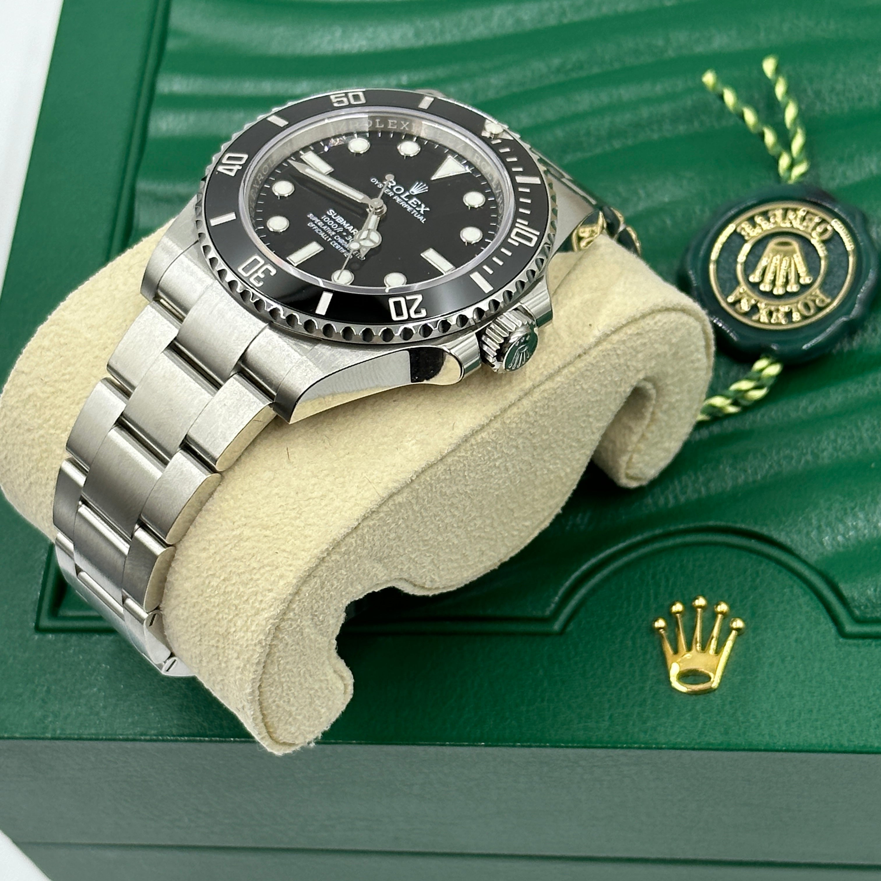 Rolex Submariner 41 mm 124060 2025