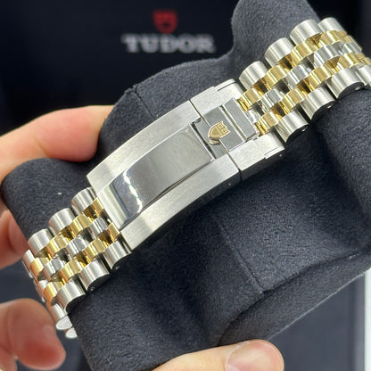 Tudor Black Bay 41 S&amp;G 41mm 79683-0001 Schwarz 2023 KHZ