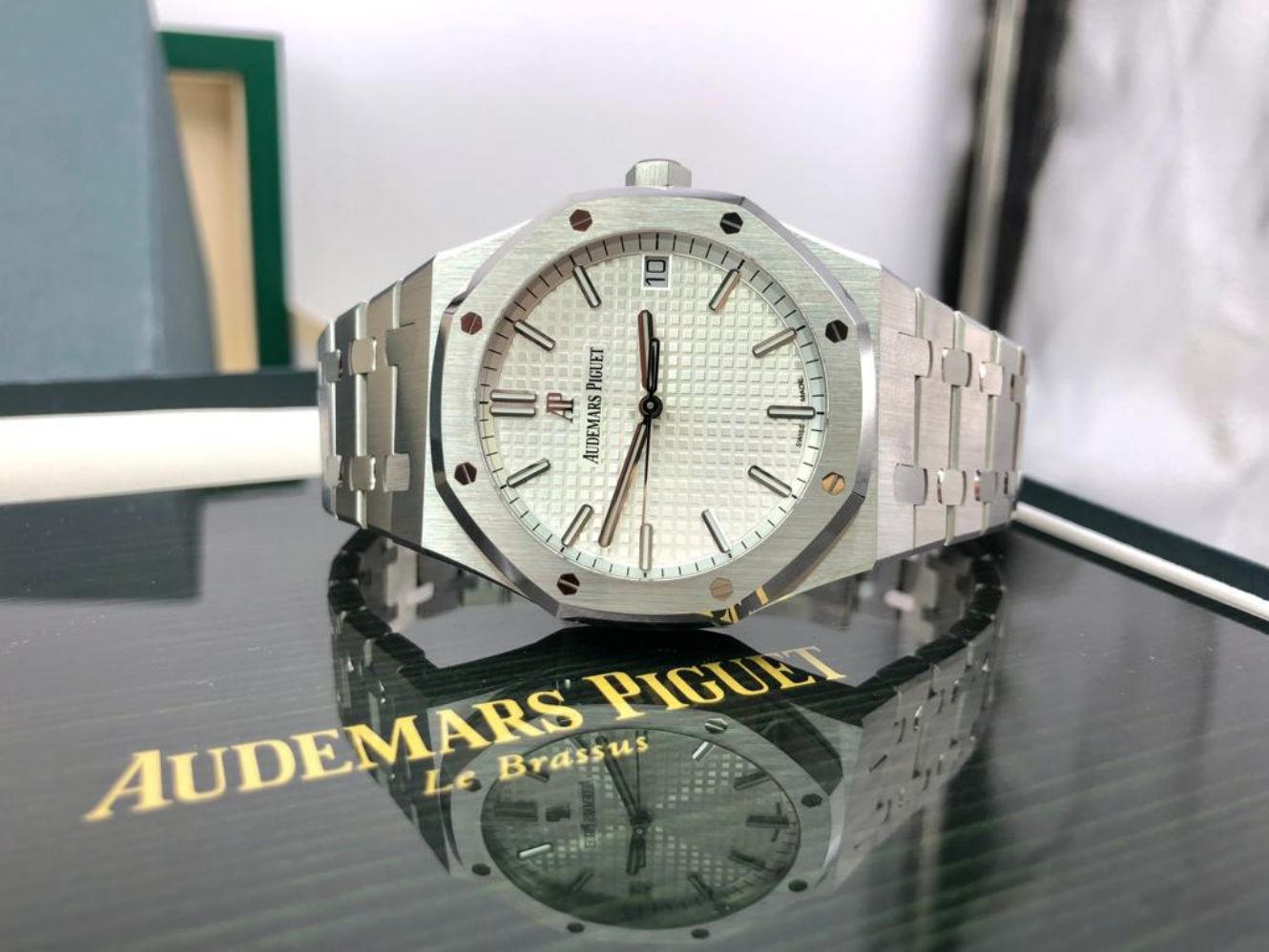 Audemars Piguet Royal Oak 41mm 15500St Weiß 2021