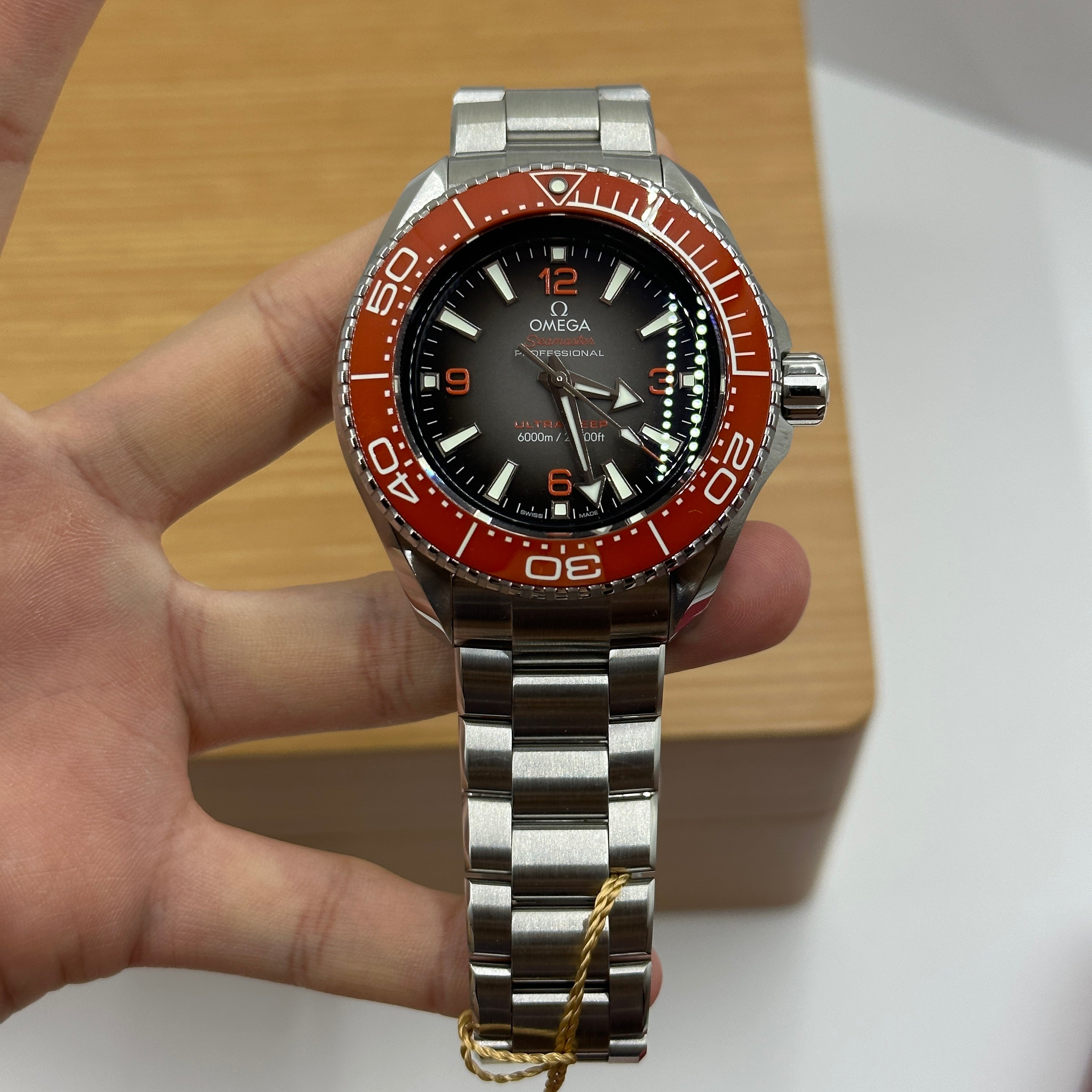 Omega Seamaster Planet Ocean 6000M 45,5 mm 215.30.46.21.06.001 2023