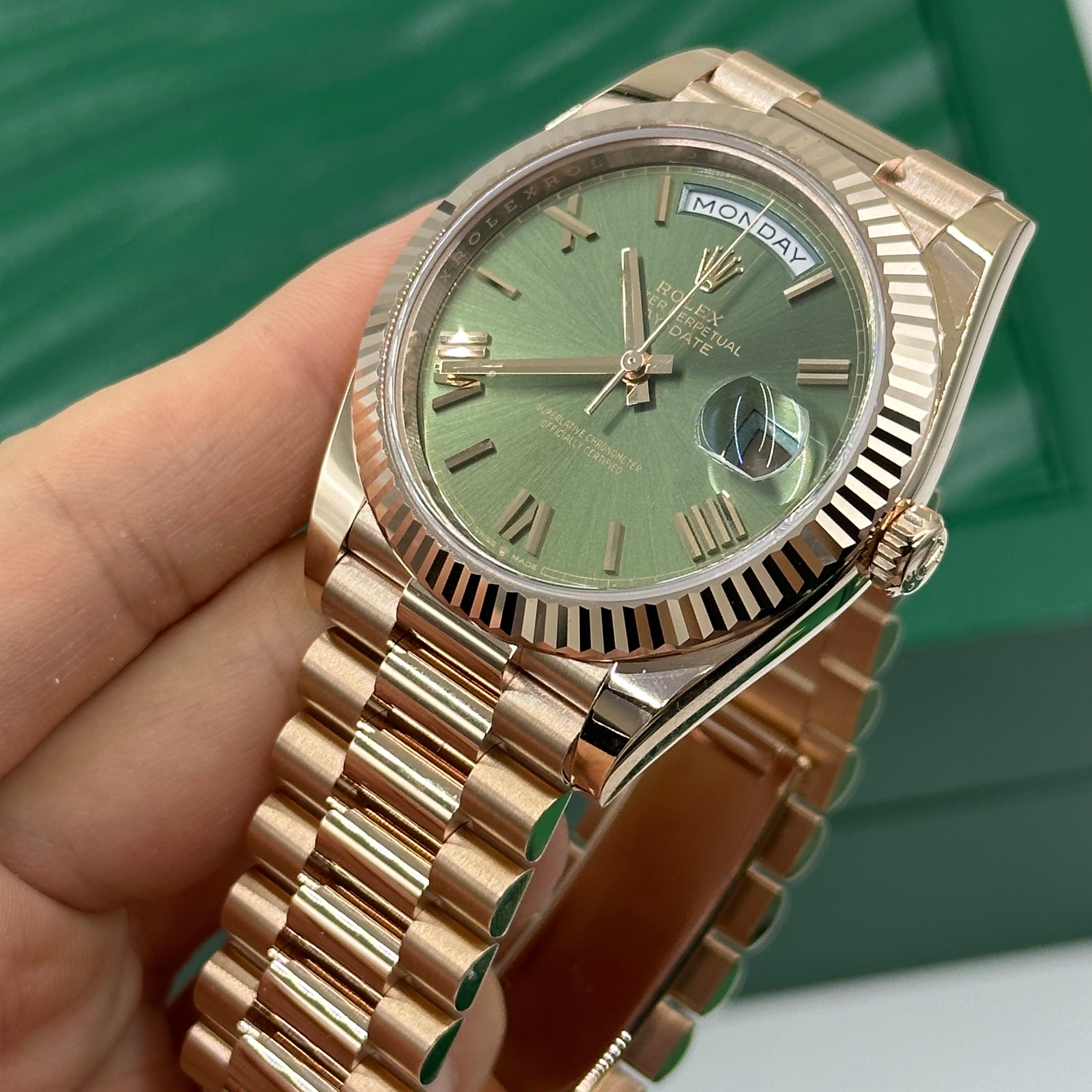 Rolex Day-Date 40 40 mm 228235 Grün Roman 2024