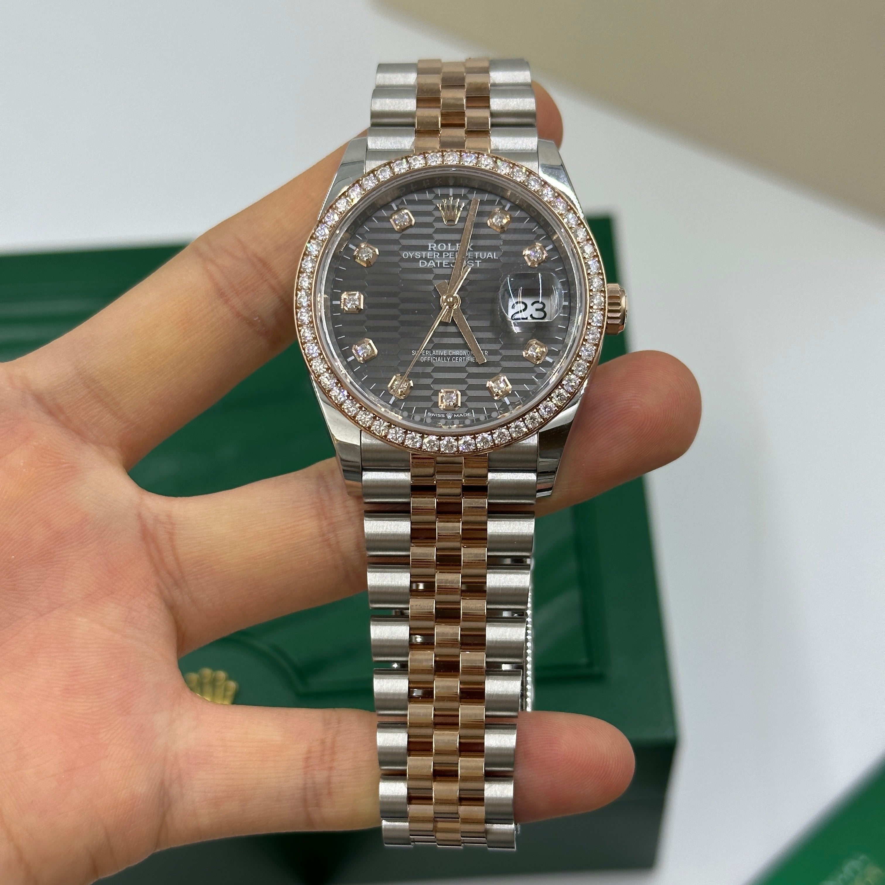 Rolex Datejust 36 126281RBR G Grau geriffelt Jubilee 2024
