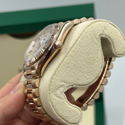 Rolex Day-Date 36 36mm 128235A Pavé 2025